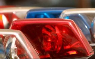 Woman shot while standing at intersection in Southeast Portland