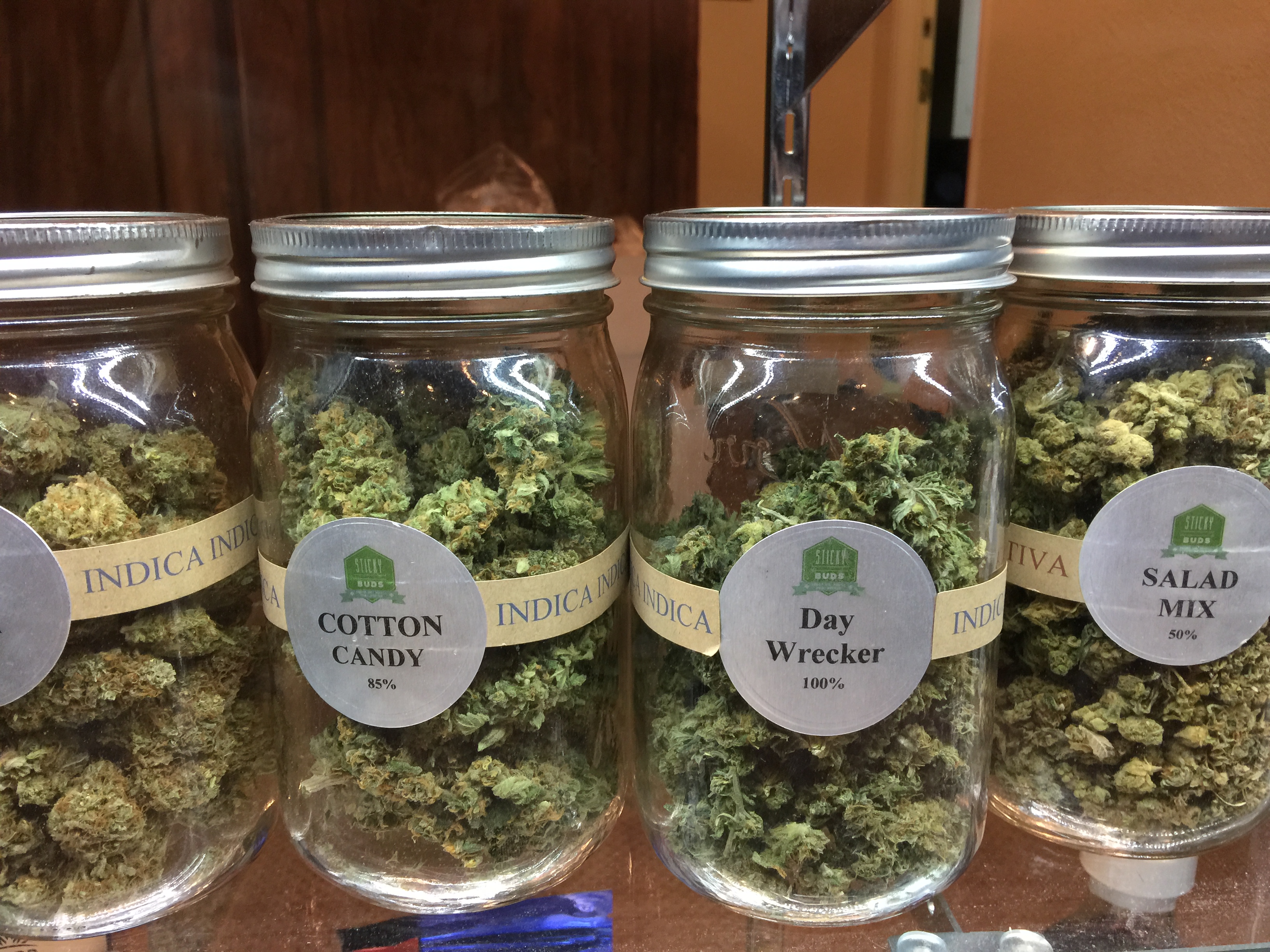 Legal Marijuana Sales Forecast To Hit $23B In 4 Years | 13wmaz.com