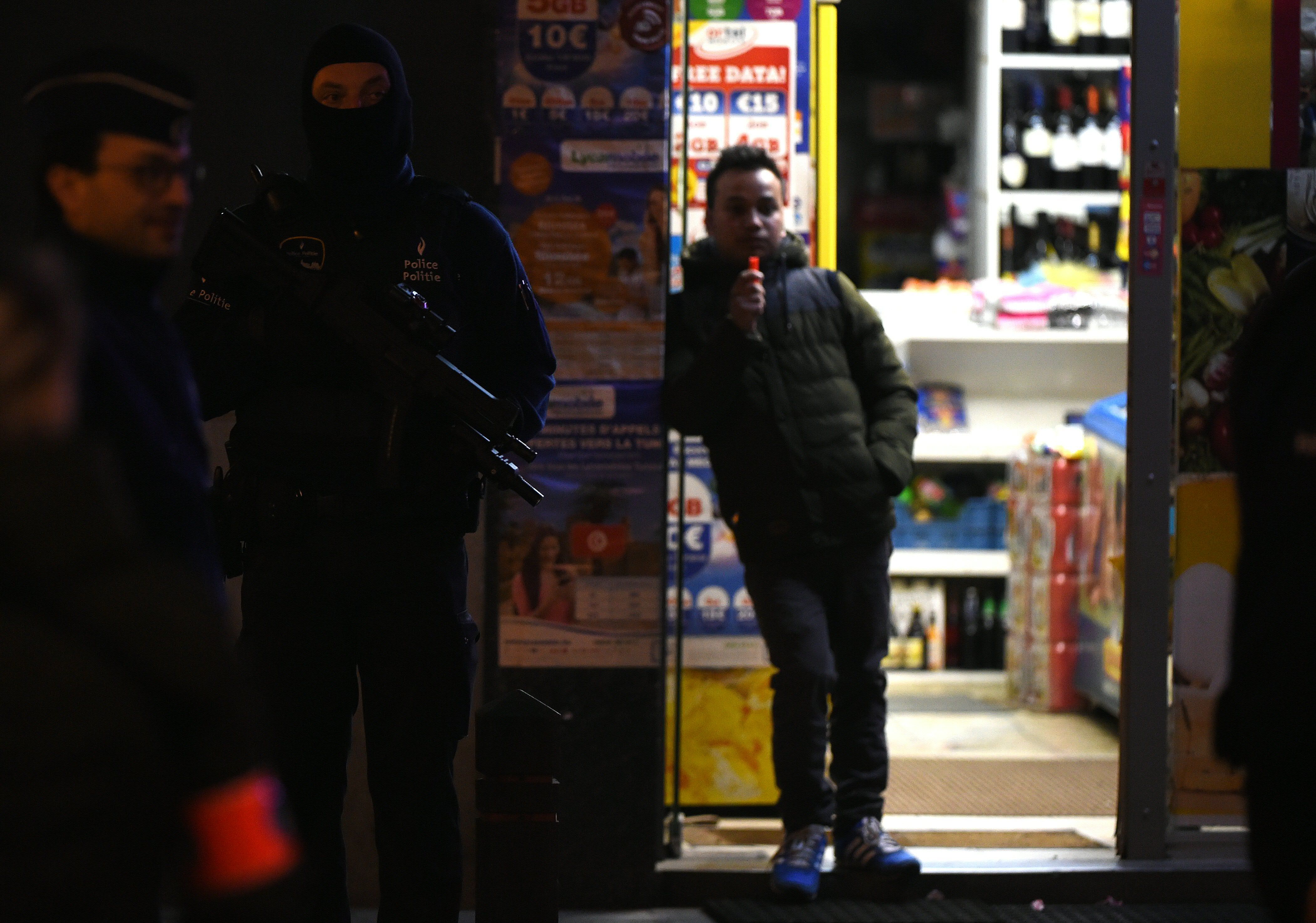 Belgium, France make arrests linked to attacks