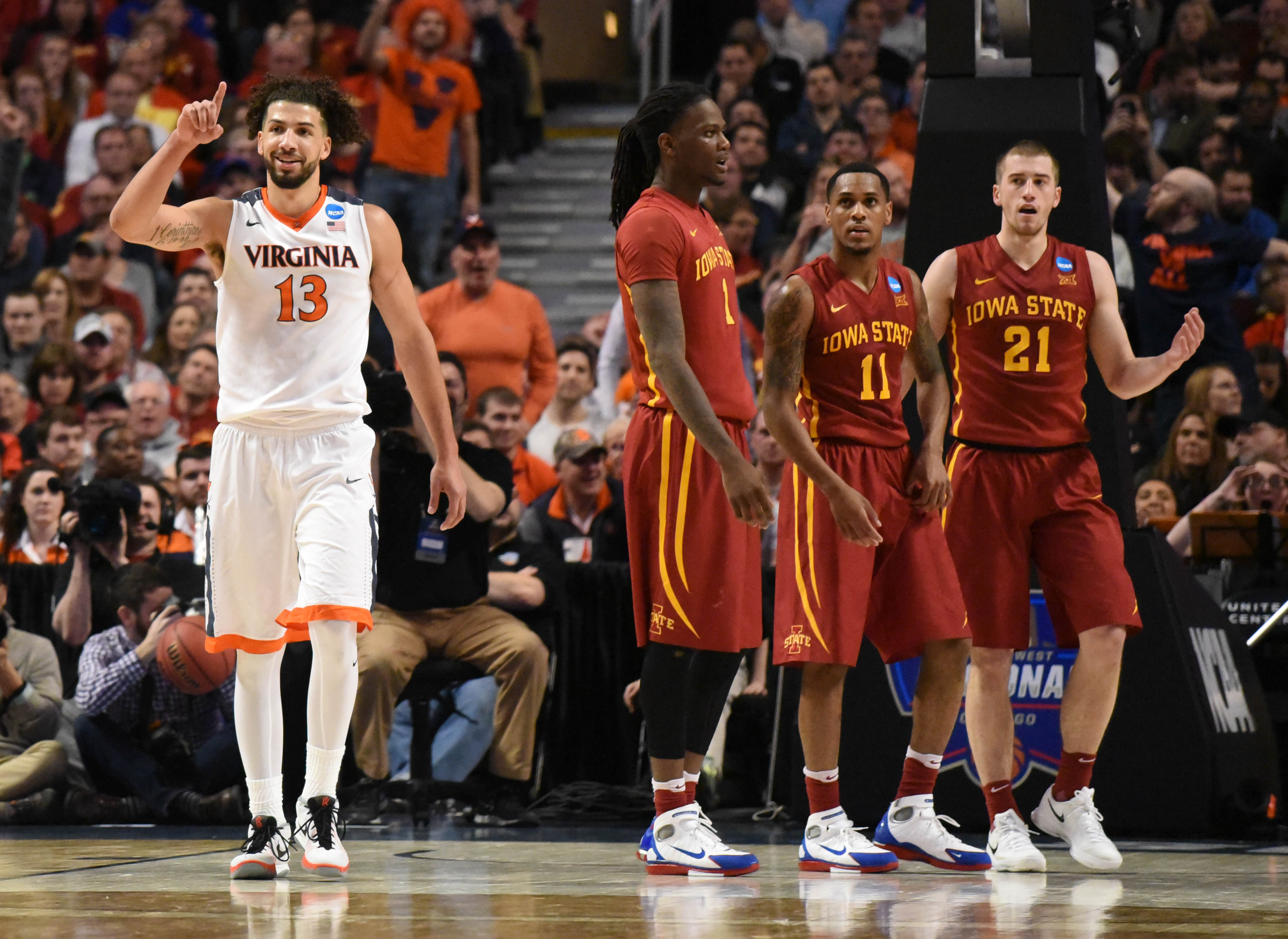 Syracuse Stuns Virginia Basketball 68-62 in Elite Eight