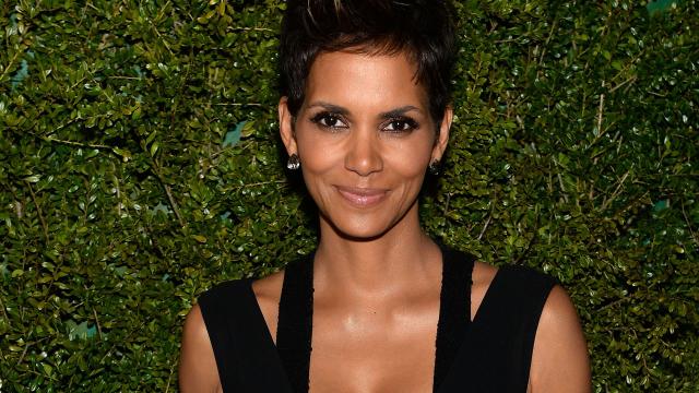 Halle Berry Bares Her Backside in Instagram Photo - Men's Journal