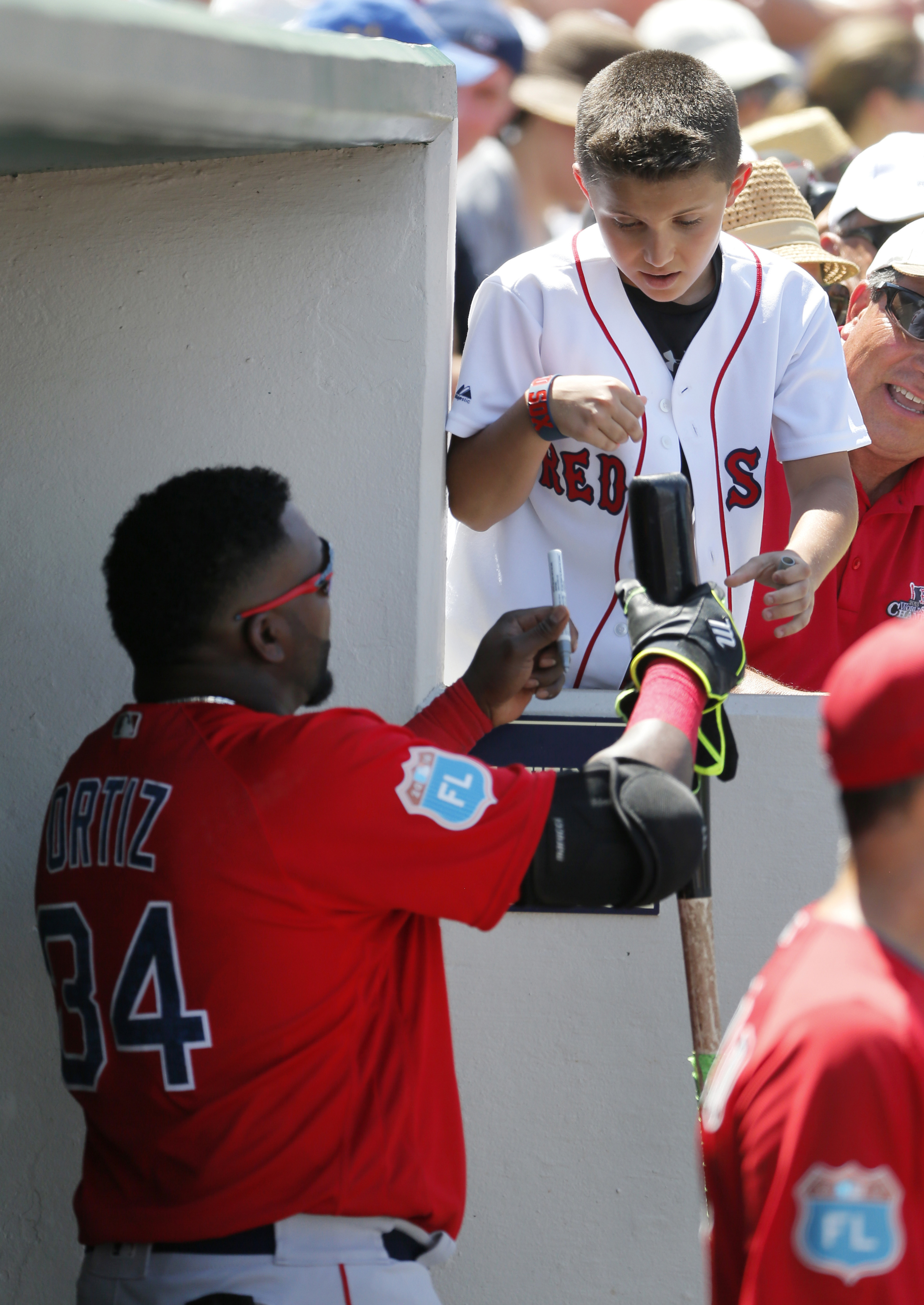 David Ortiz hits home run in his final spring training at-bat