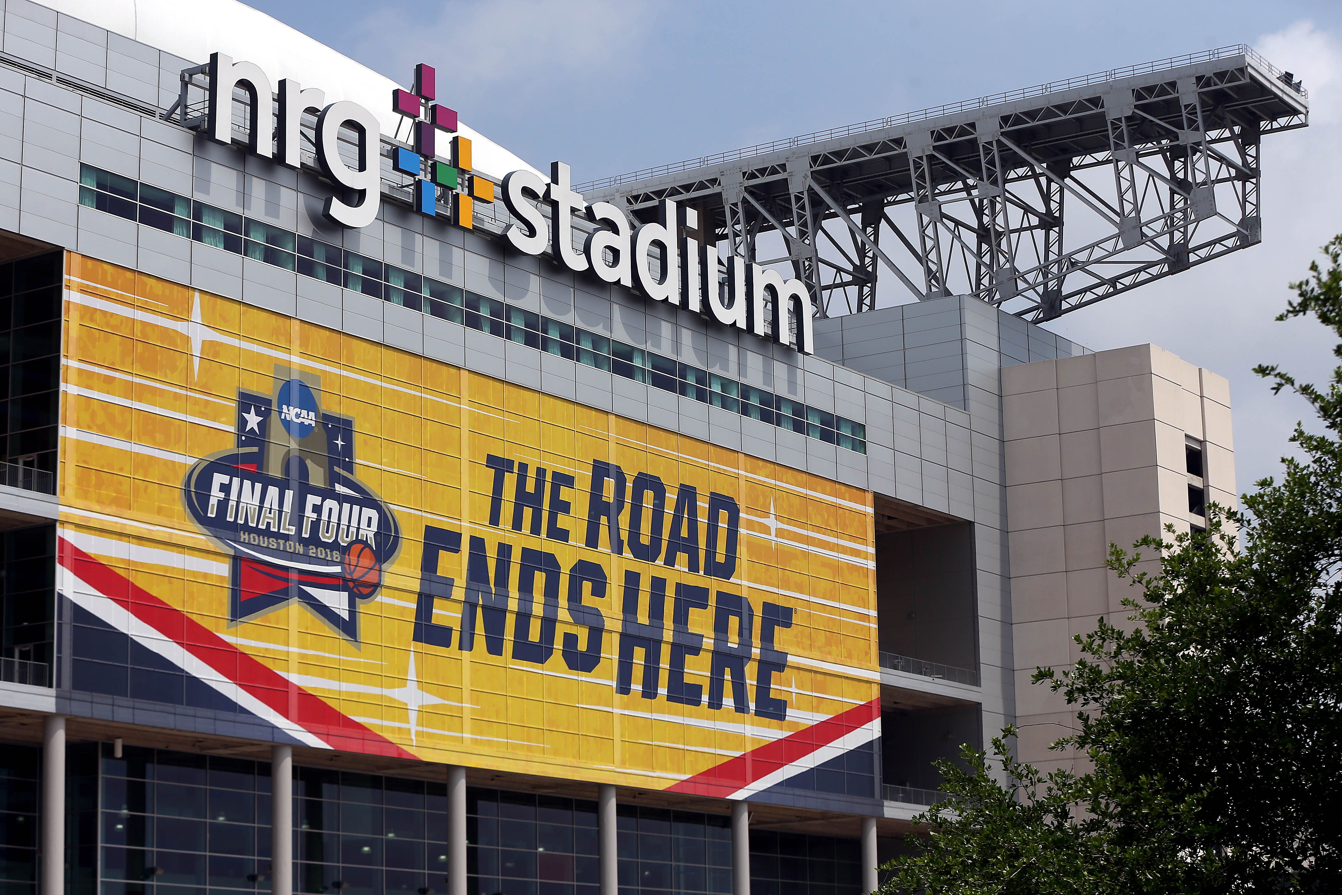 2016 Final Four schedule Saturday's game times, TV schedule