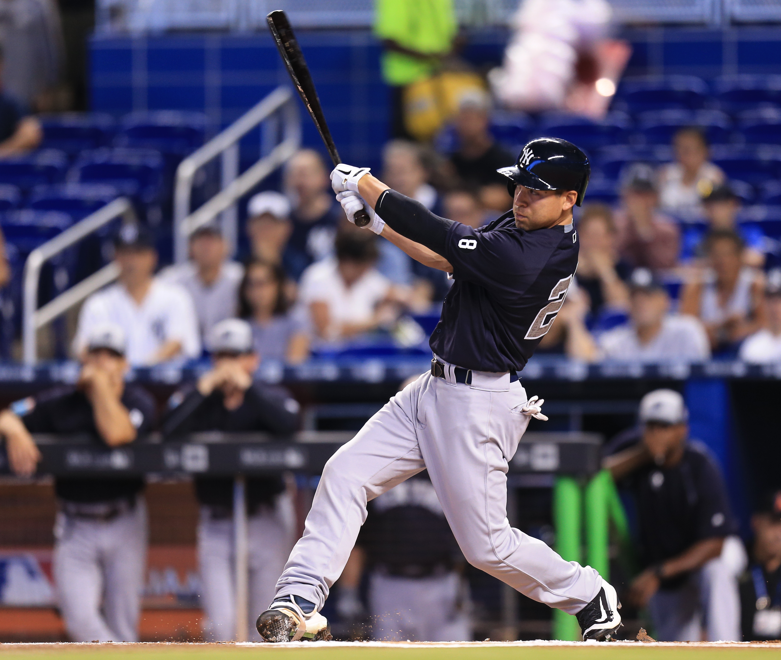 Marlins' Giancarlo Stanton cleared to swing bat