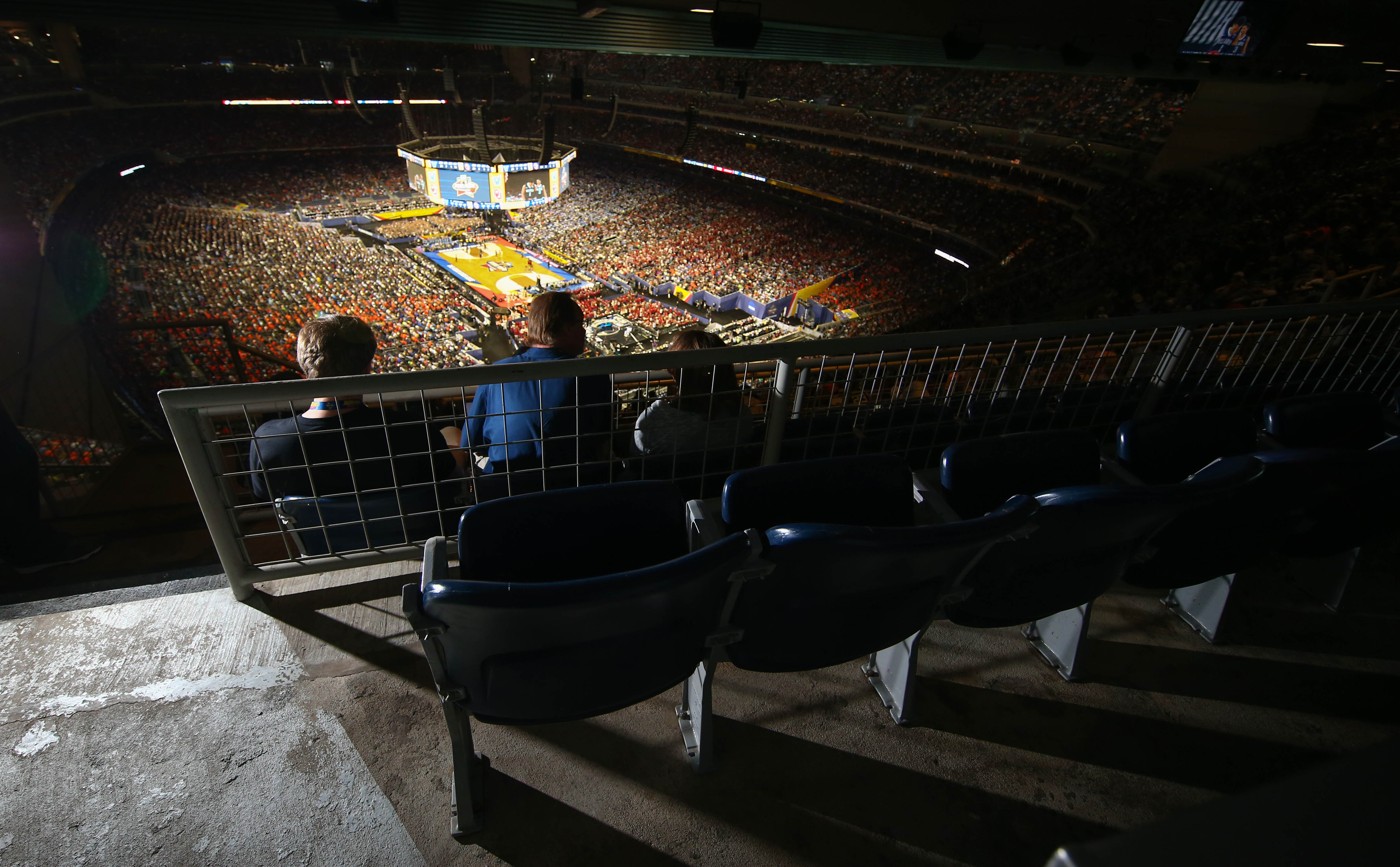 635952735727897909-USP-NCAA-BASKETBALL-FINAL-FOUR-VILLANOVA-VS-OKLAH-80940124_1351947_ver1.0.JPG