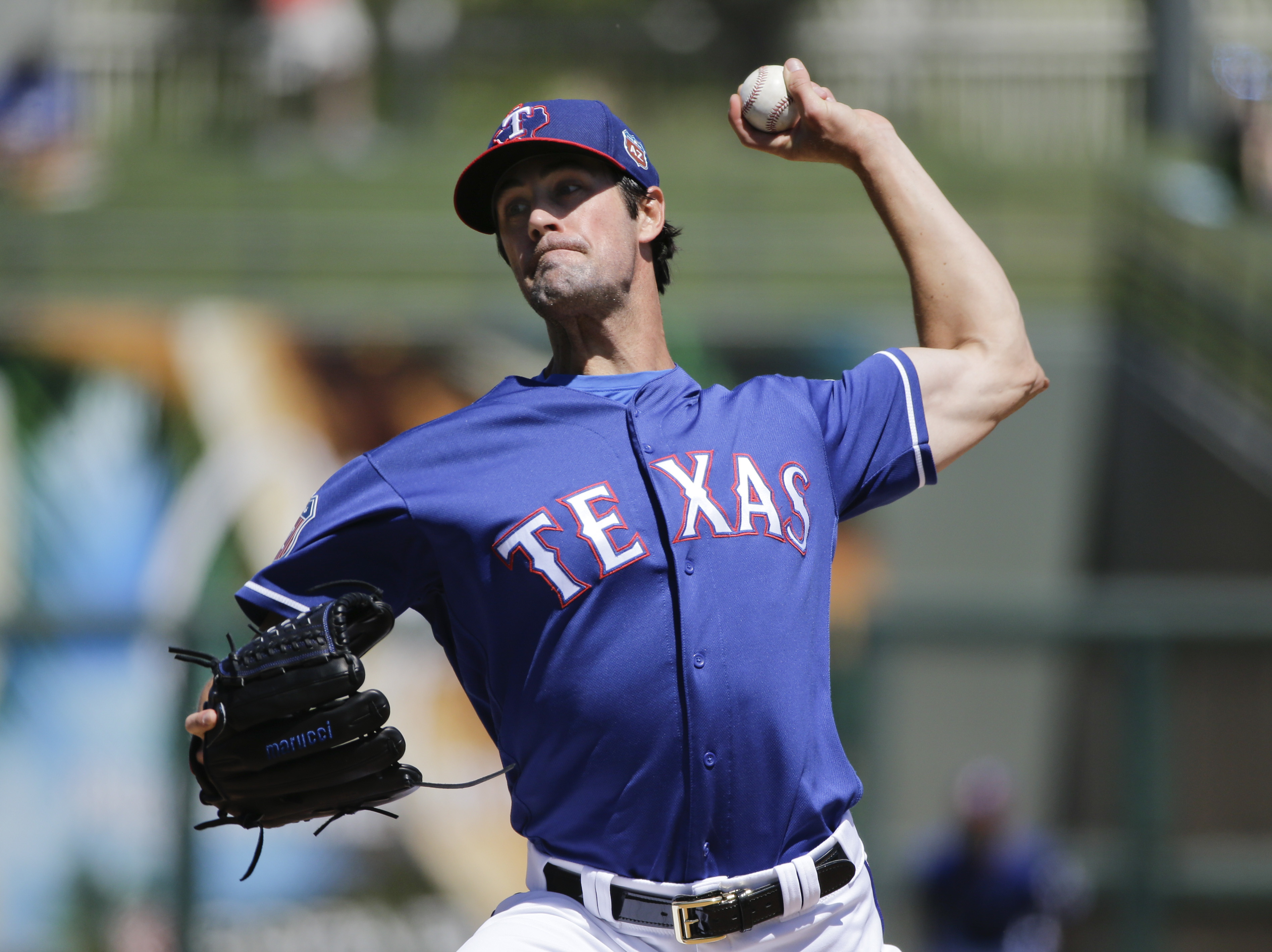 Deja debut: Seattle's Servais takes after Texas' Banister