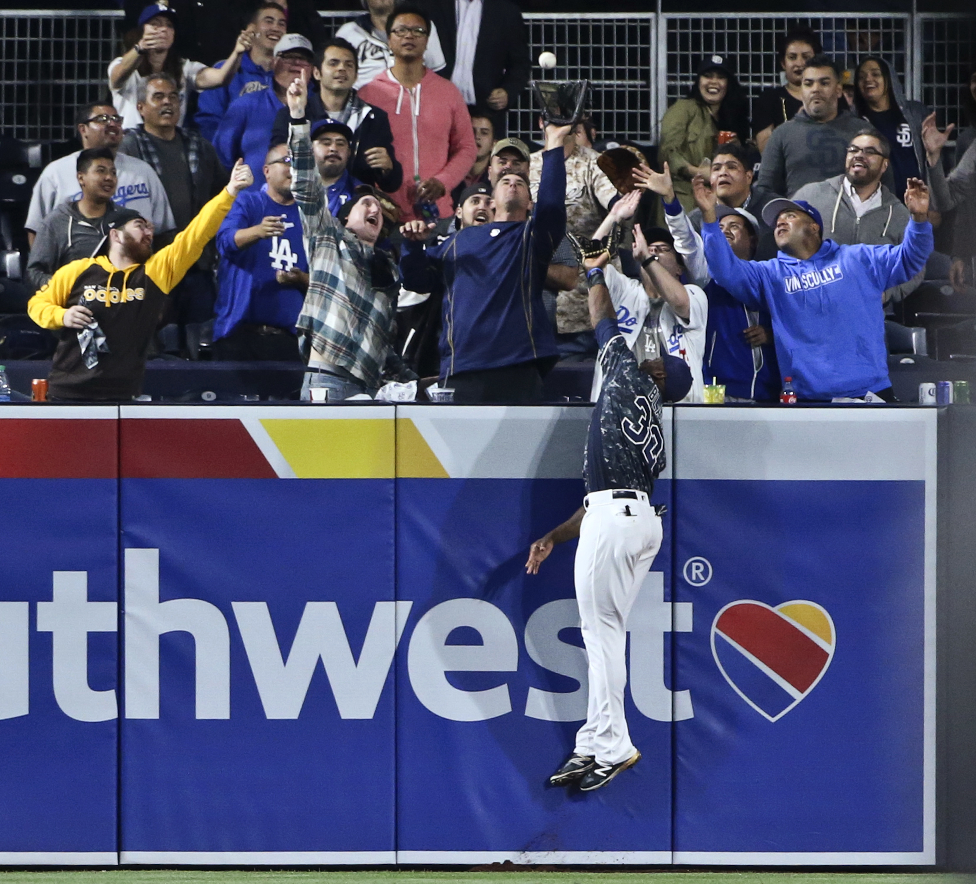 Kenta Maeda homers, blanks Padres in MLB debut with Dodgers