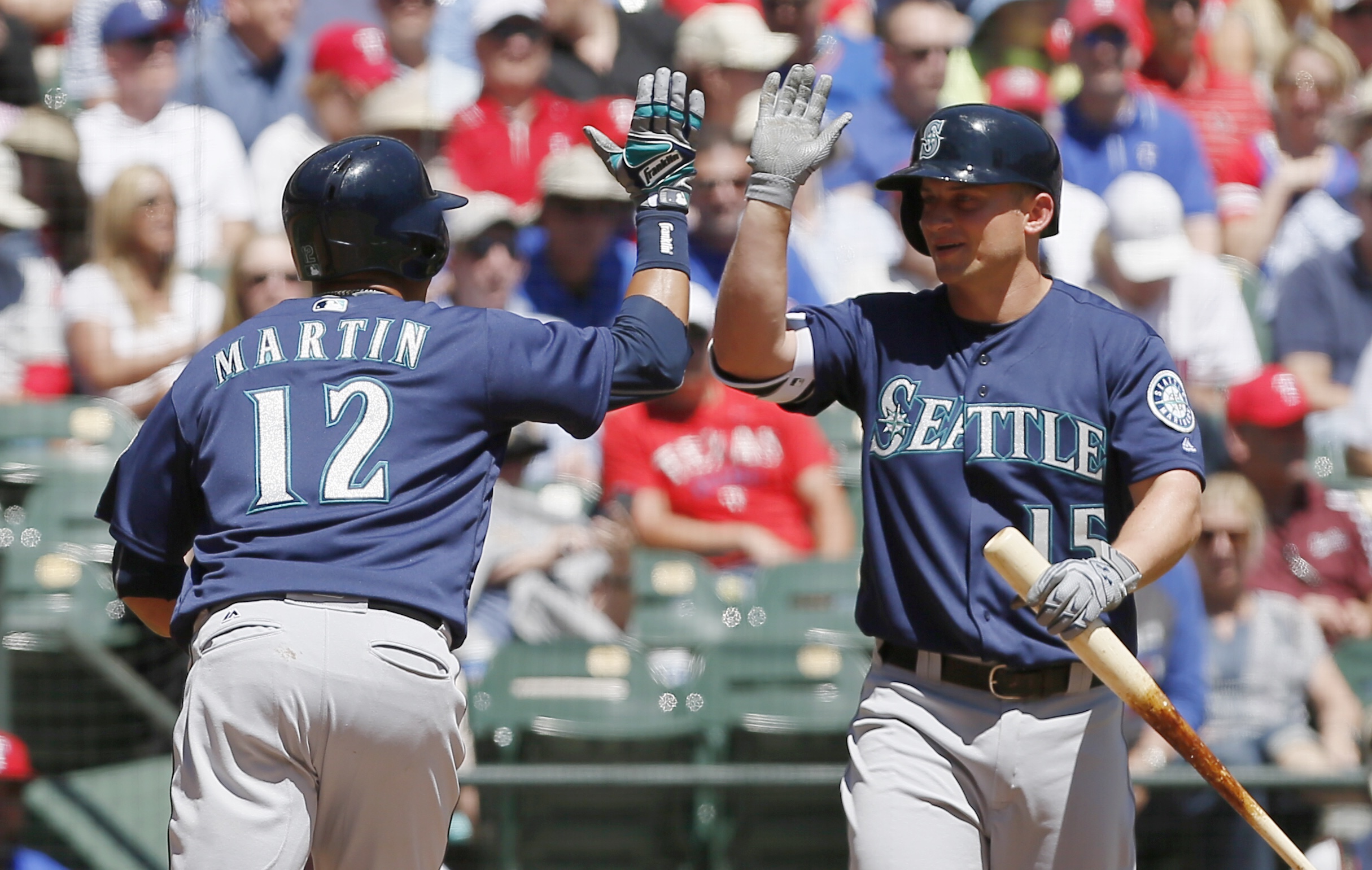 Mariners survive bullpen blowup to complete sweep of Rangers - The Columbian