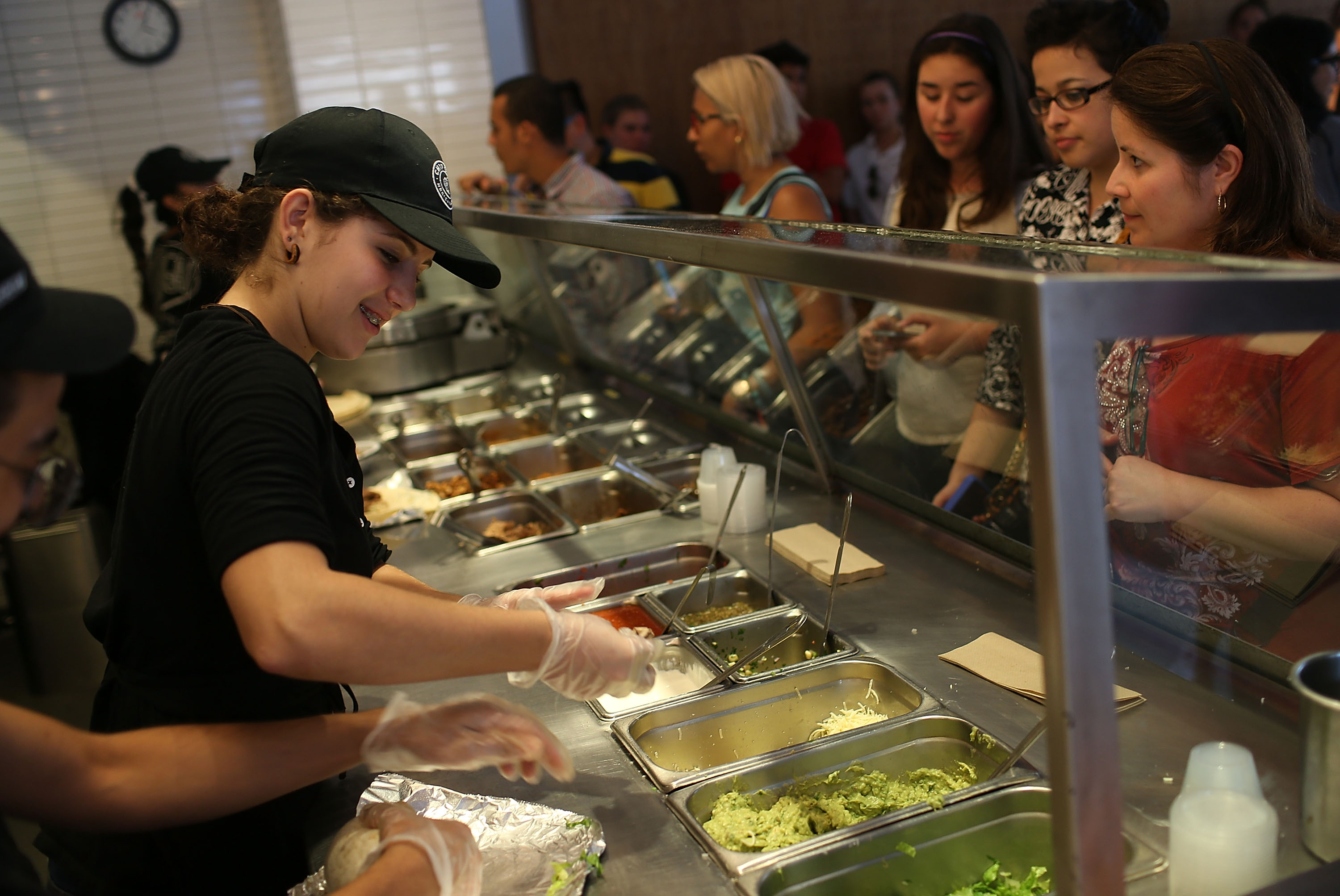 Chipotle food crisis cost company three years of earnings