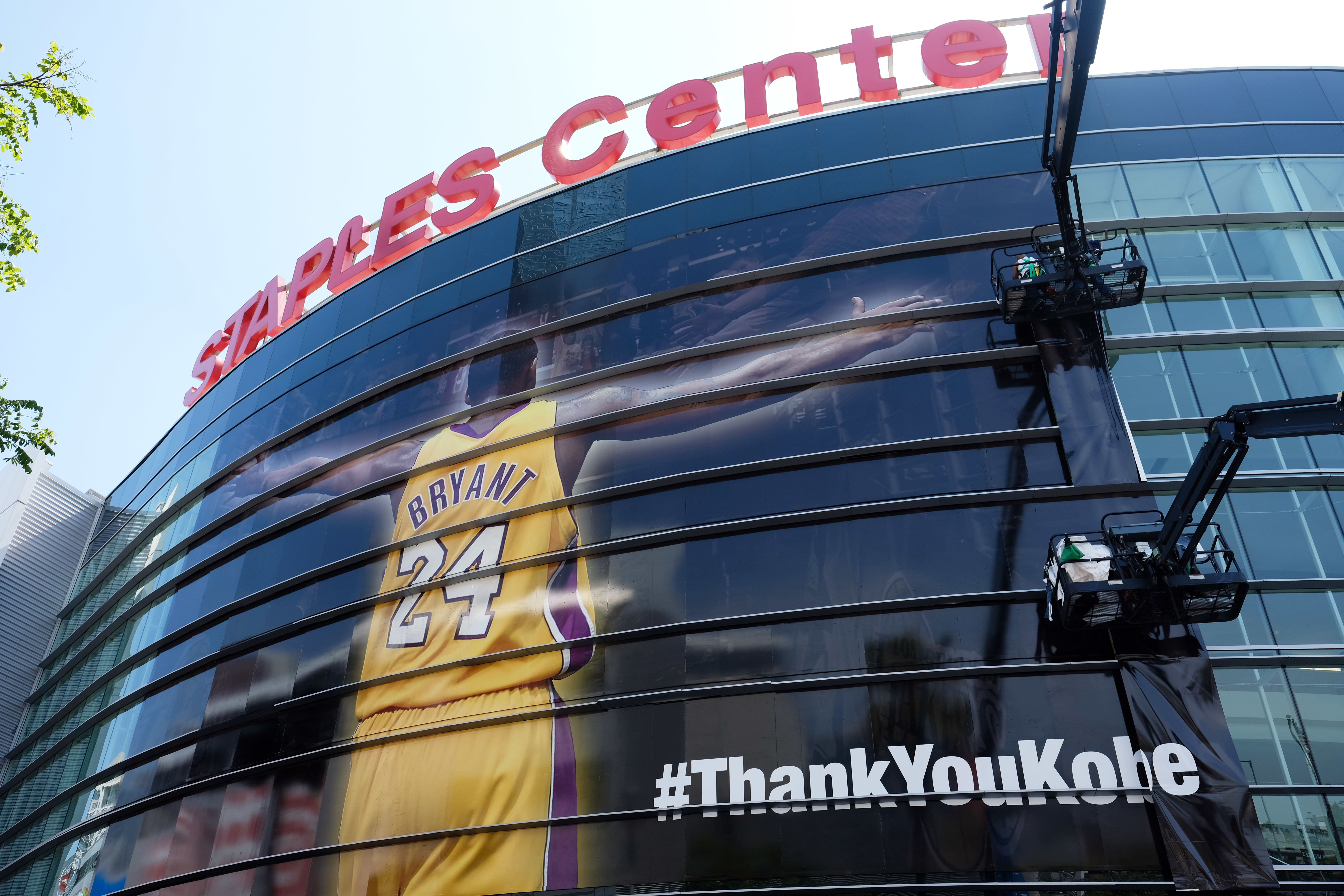 Staples Center renamed: Lakers say goodbye to Staples Center