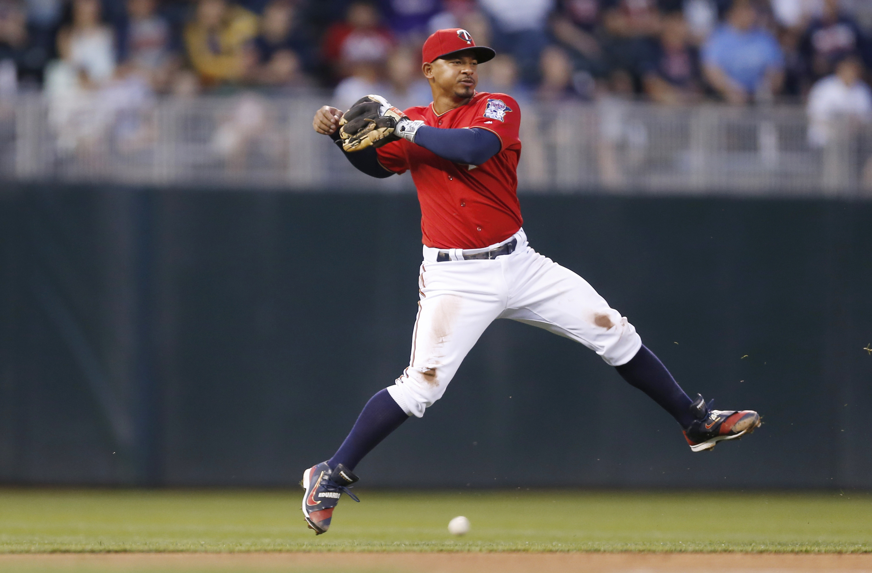 Twins come back in eighth inning for 5-4 victory over Angels