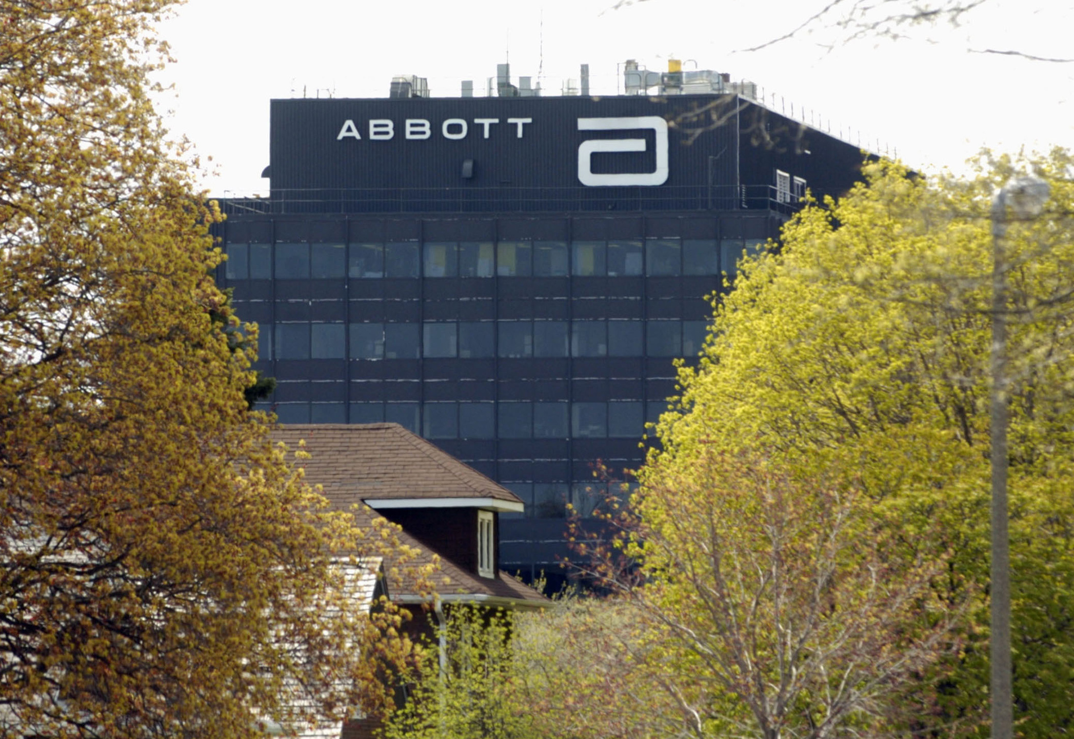 Abbott Laboratories To Buy St. Jude Medical For $25 Billion | Khou.com