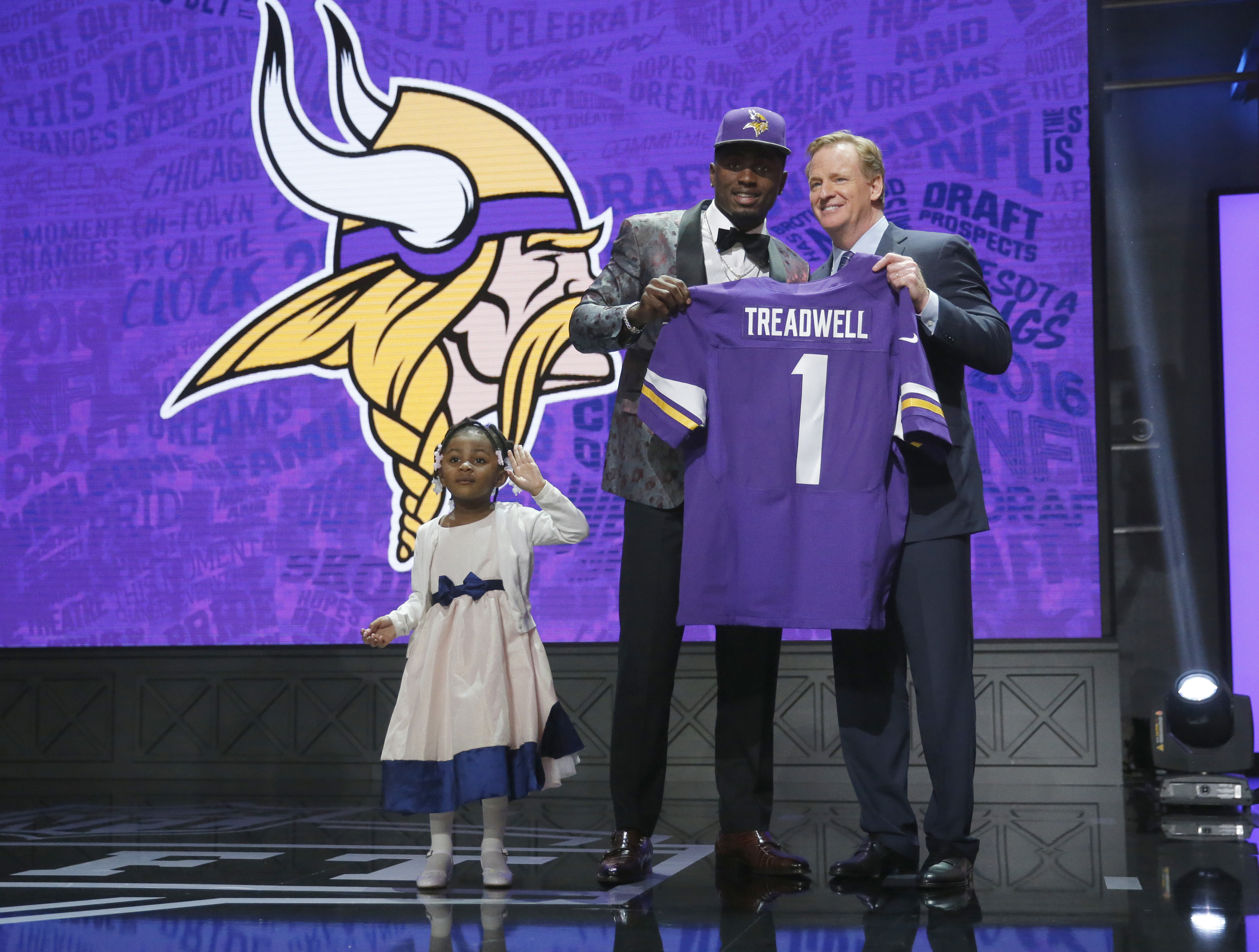 Watch: Highlights of Vikings WR Laquon Treadwell