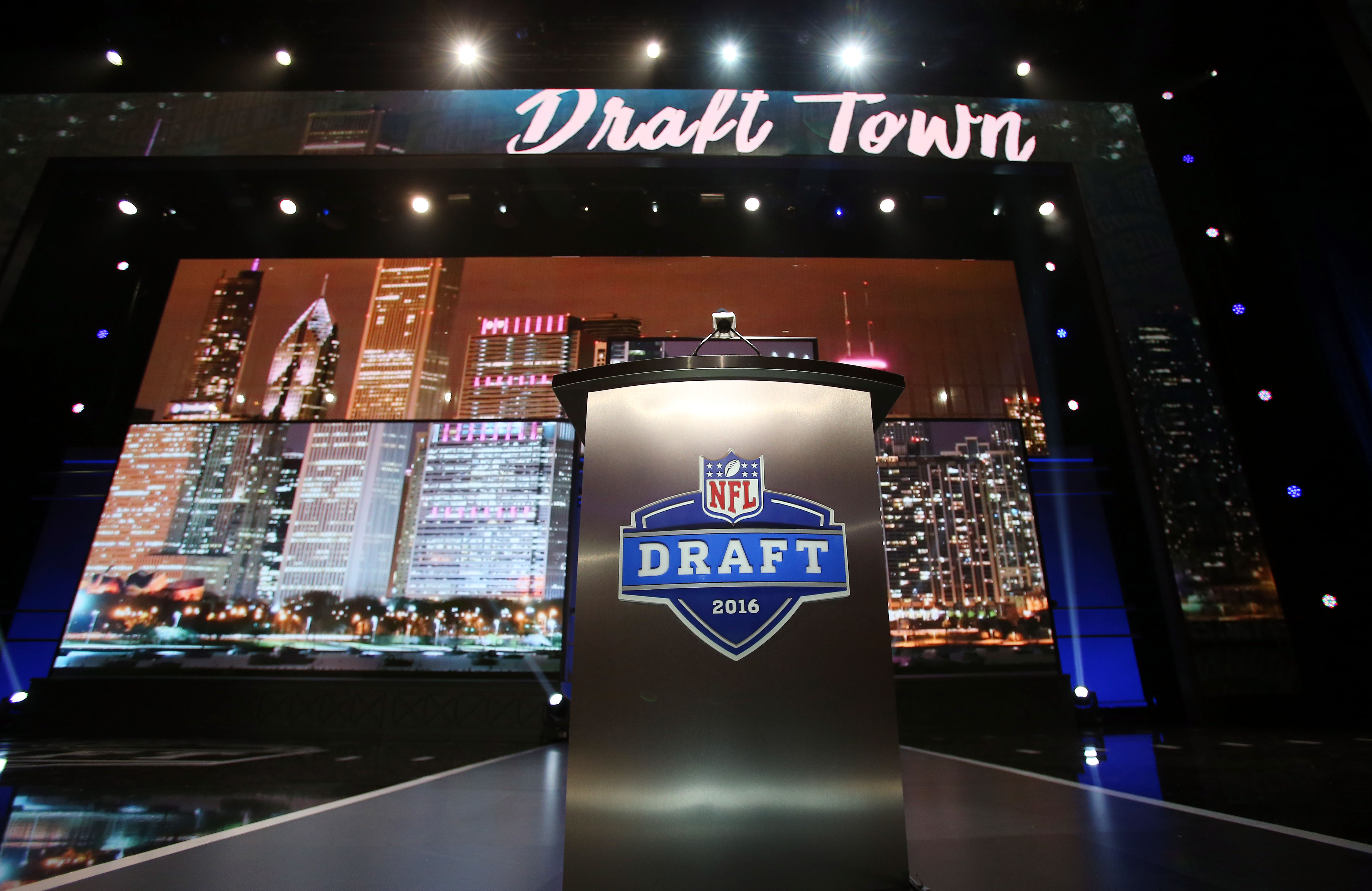 NFL draft live Analysis of every Round 2 and 3 pick king5