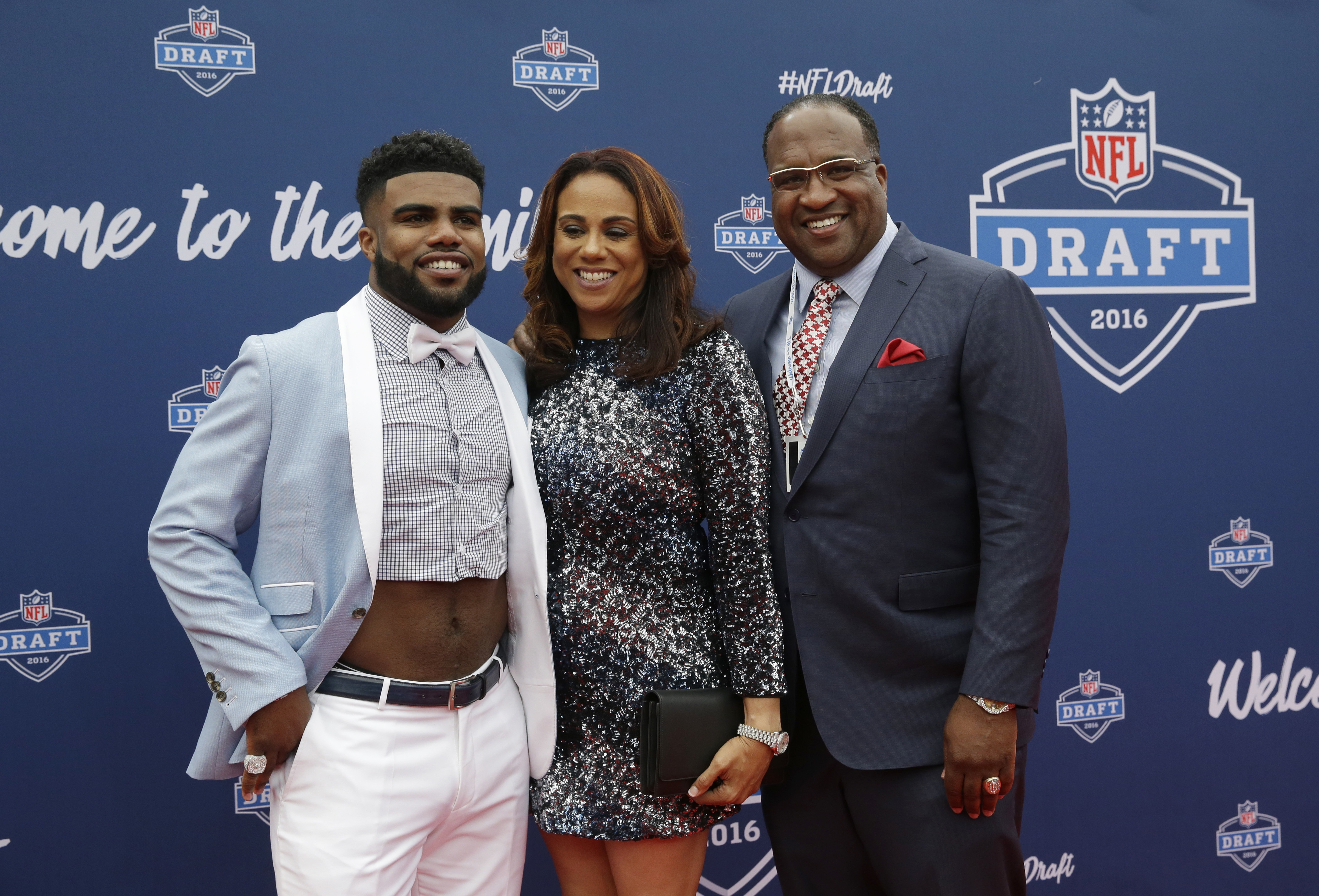 Ezekiel Elliott On His Draft Night Outfit: 'It wasn't really