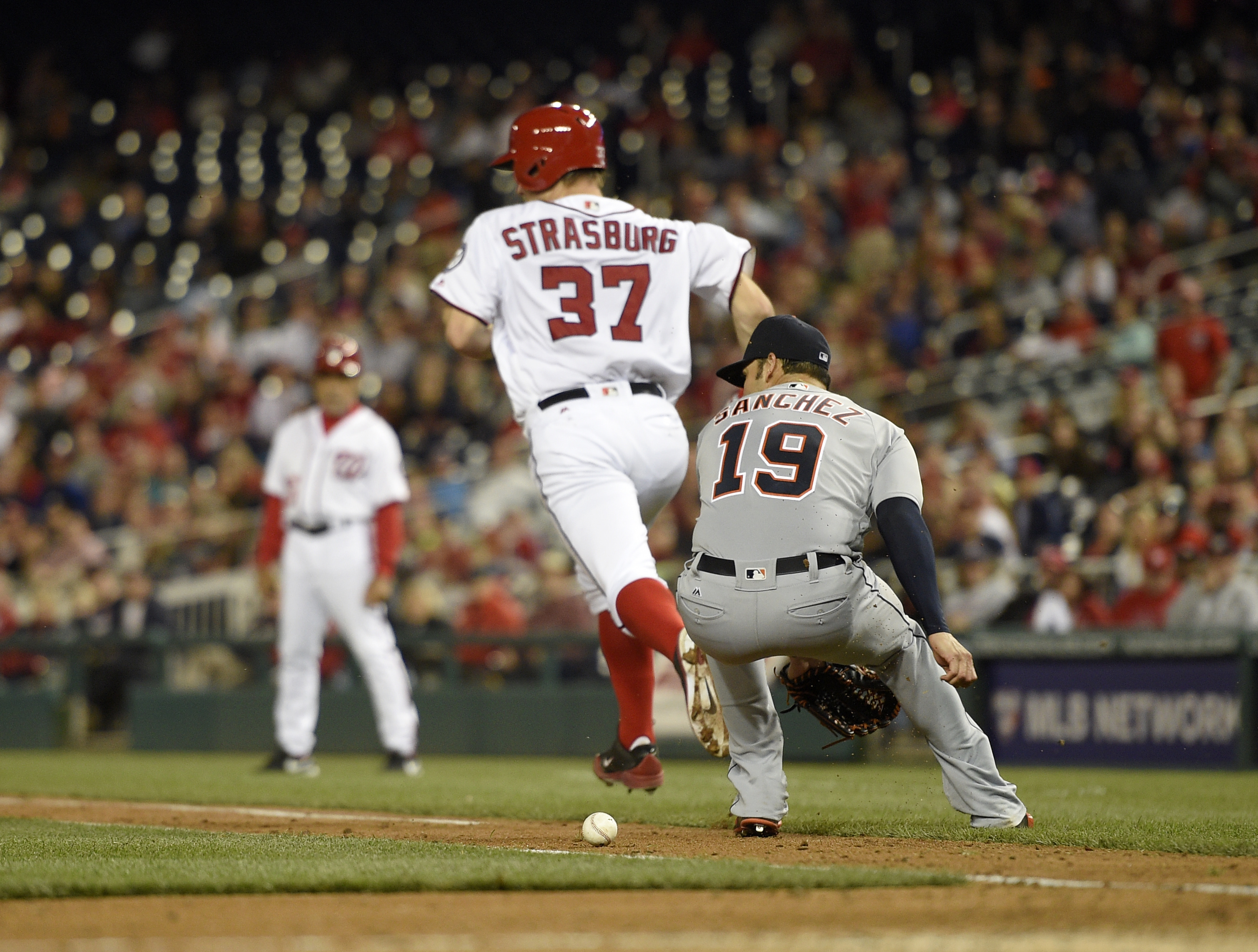 Stephen Strasburg opts out of Nationals contract, becomes free