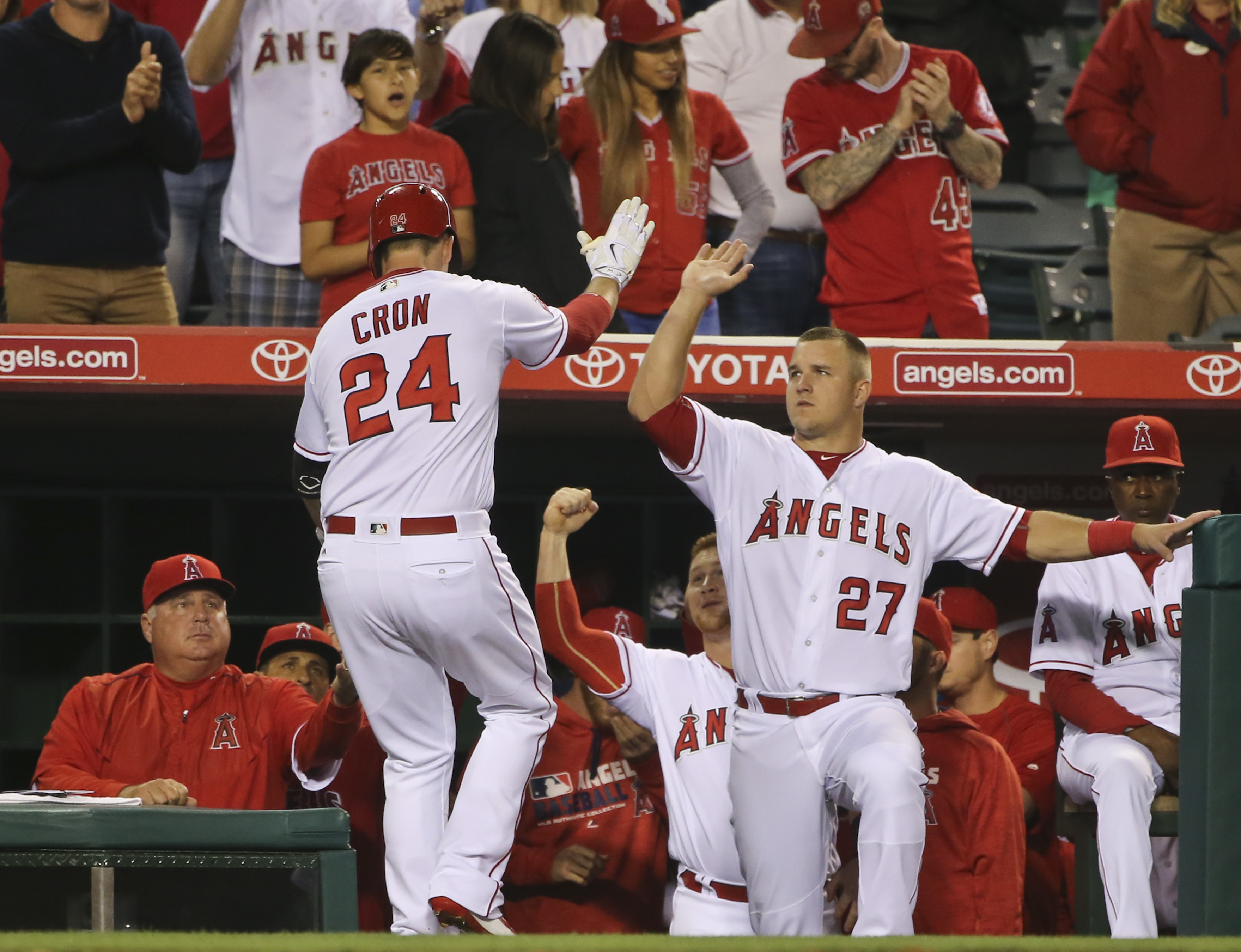 VIDEO: Albert Pujols Exchanges Jerseys With Yadier Molina After Final Game  in St. Louis