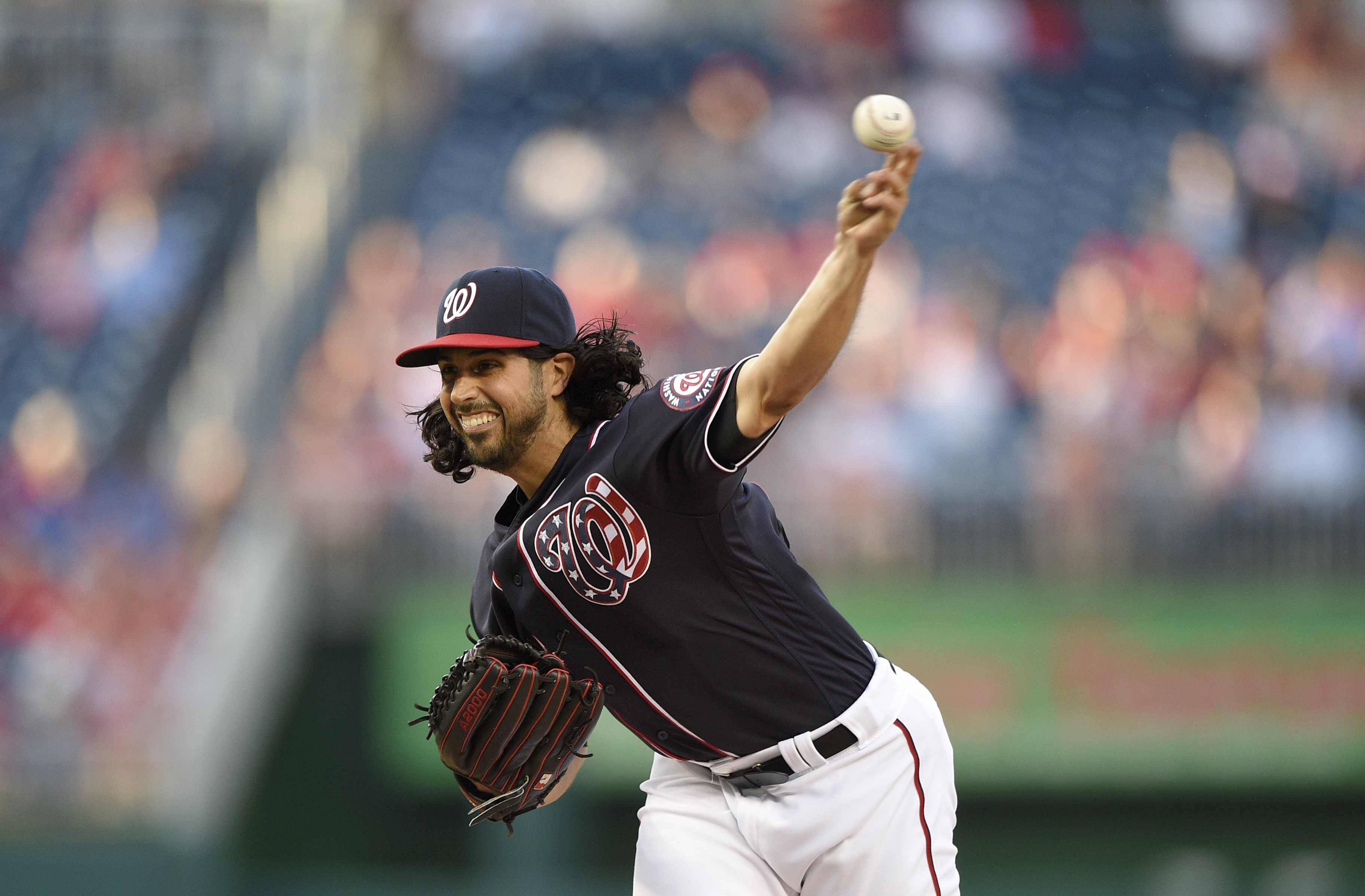 Harper's 3 HRs, 5 RBIs lift Nationals over Marlins 7-5