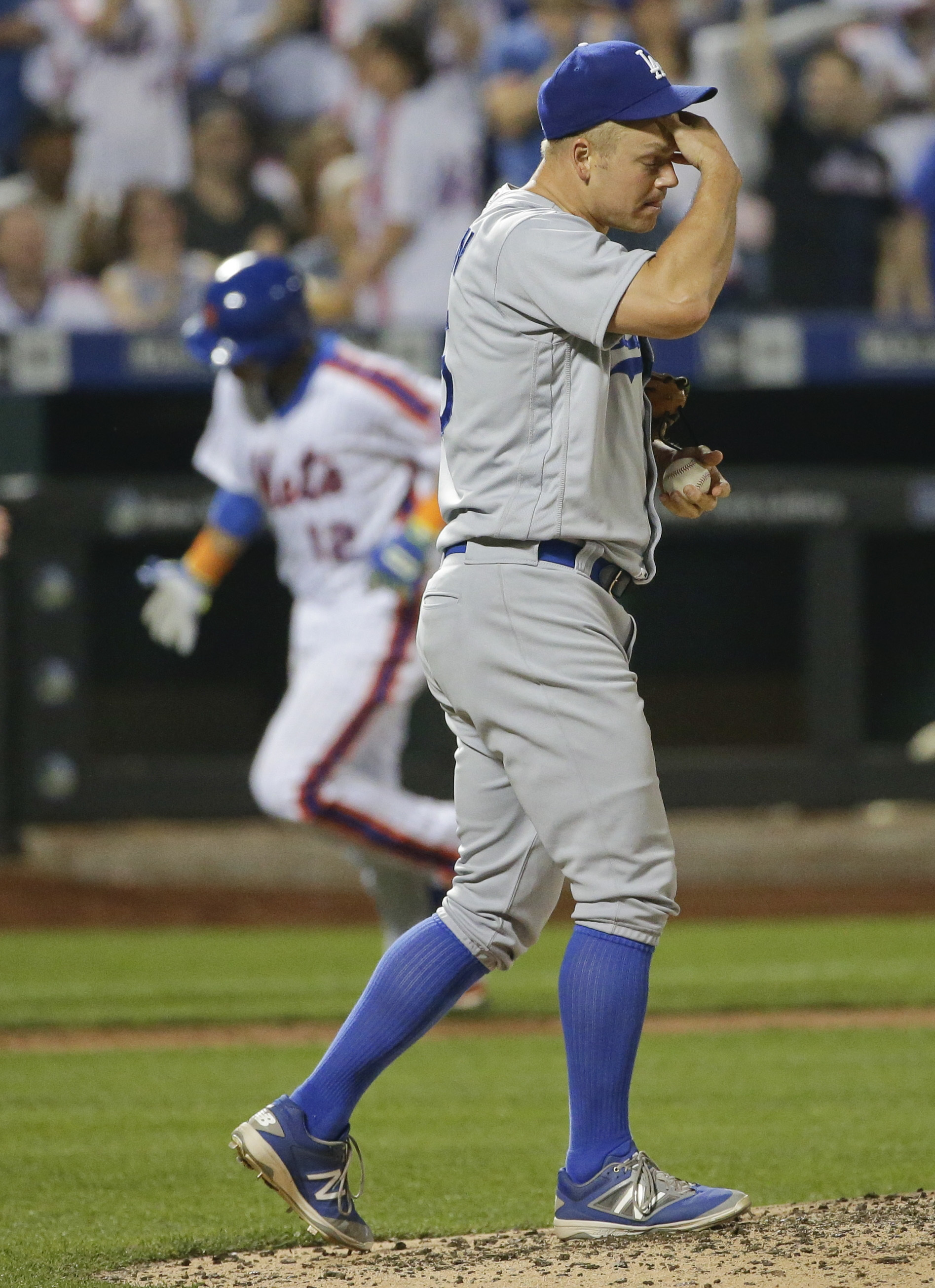 Curtis Granderson's homer in ninth leads Mets over Dodgers