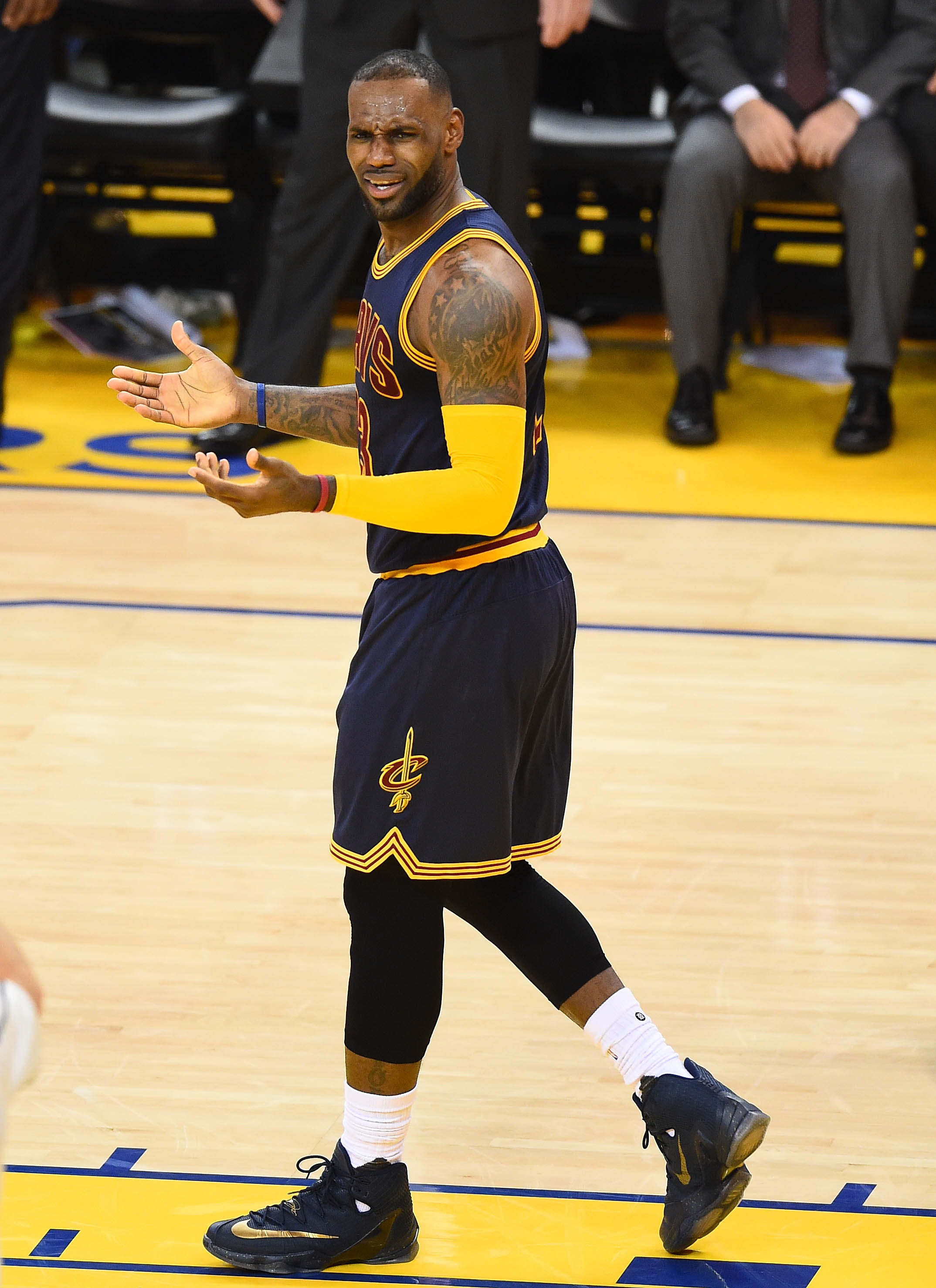 trikot lebron james
