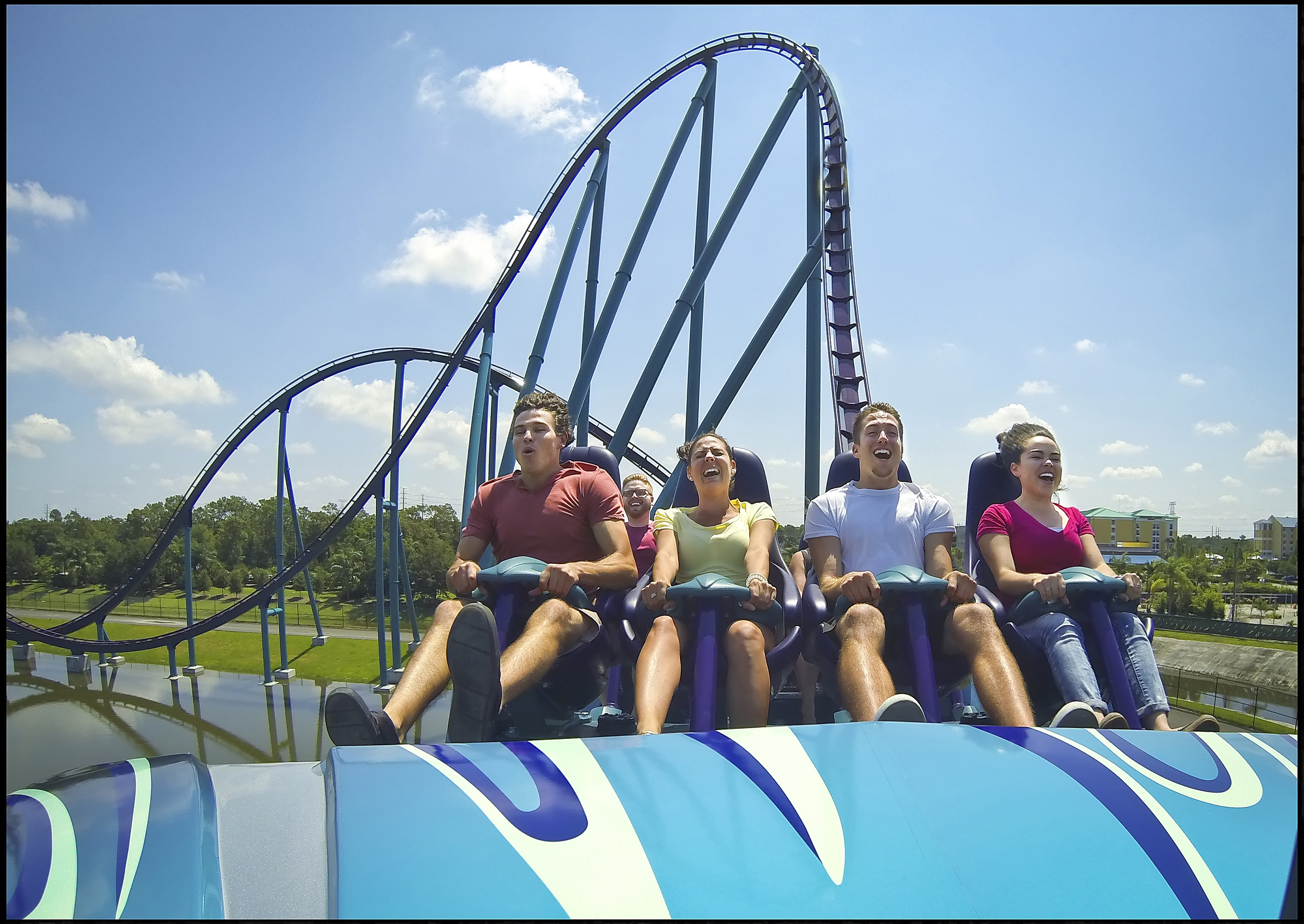 nisd-offers-discounts-on-six-flags-seaworld-and-schlitterbahn-tickets