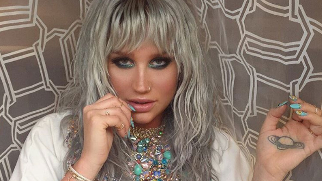 Kesha Lands Mini Las Vegas Residency Debuts New Gray Hair