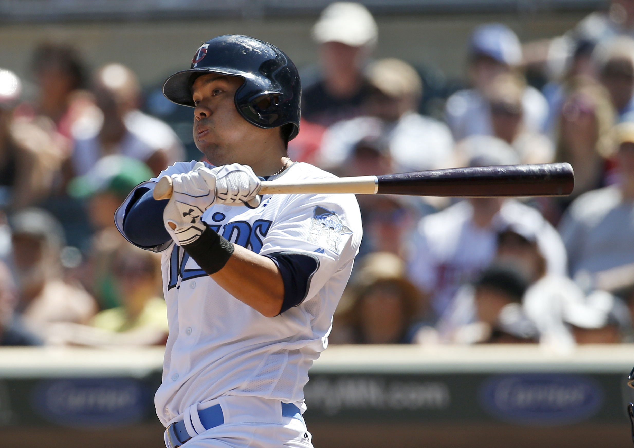 Watch: Brian Dozier serves up 3-run homer to Eduardo Escobar - Bring Me The  News