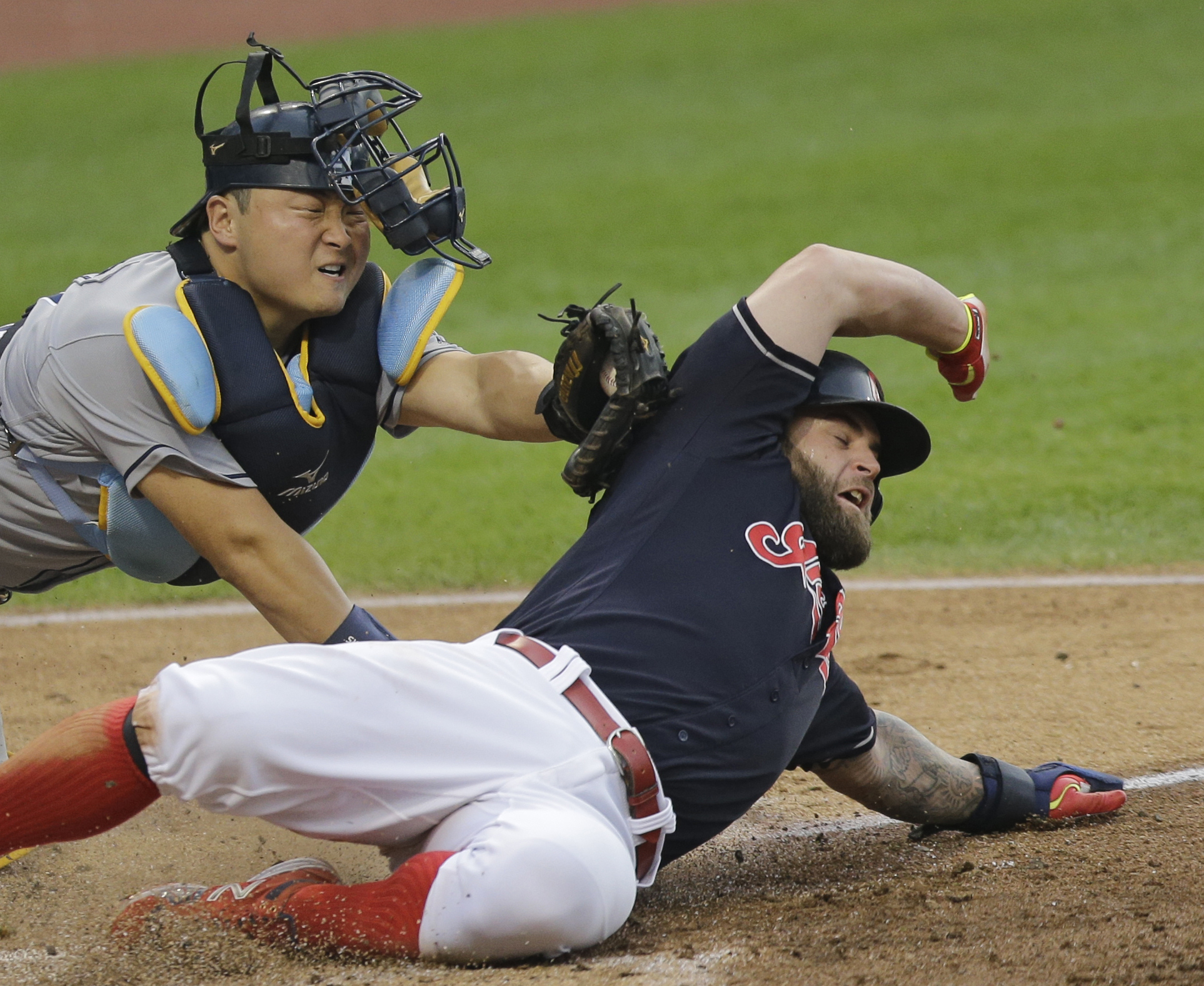 Cleveland Indians: Yan Gomes working toward career as catcher
