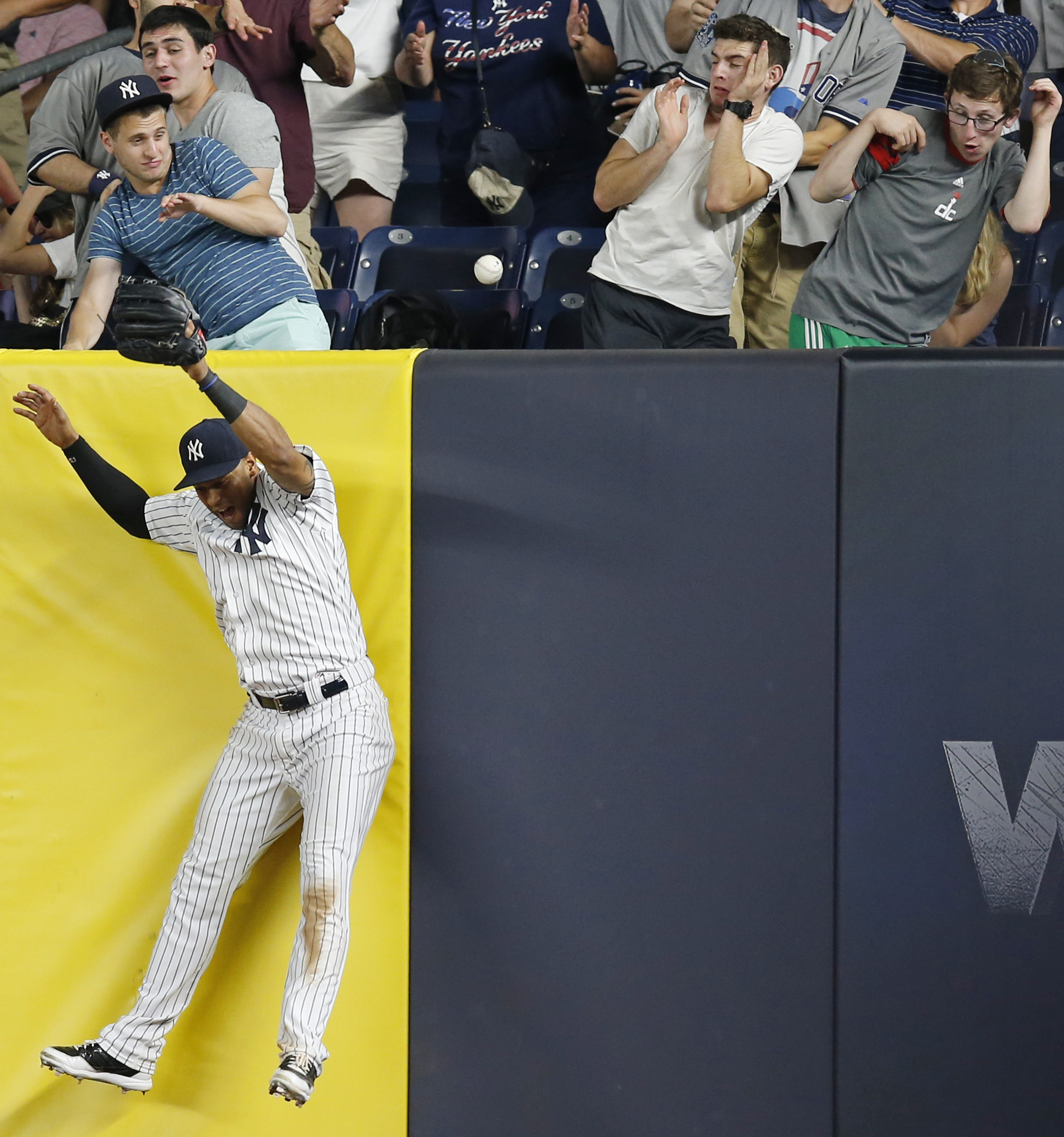 A-Rod's third HR of night sparks Yanks' rally