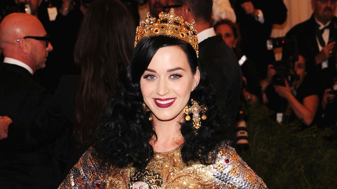 Katy Perry Retains Queen of Twitter Title, Becomes First User to Reach 90  Million Followers | wusa9.com