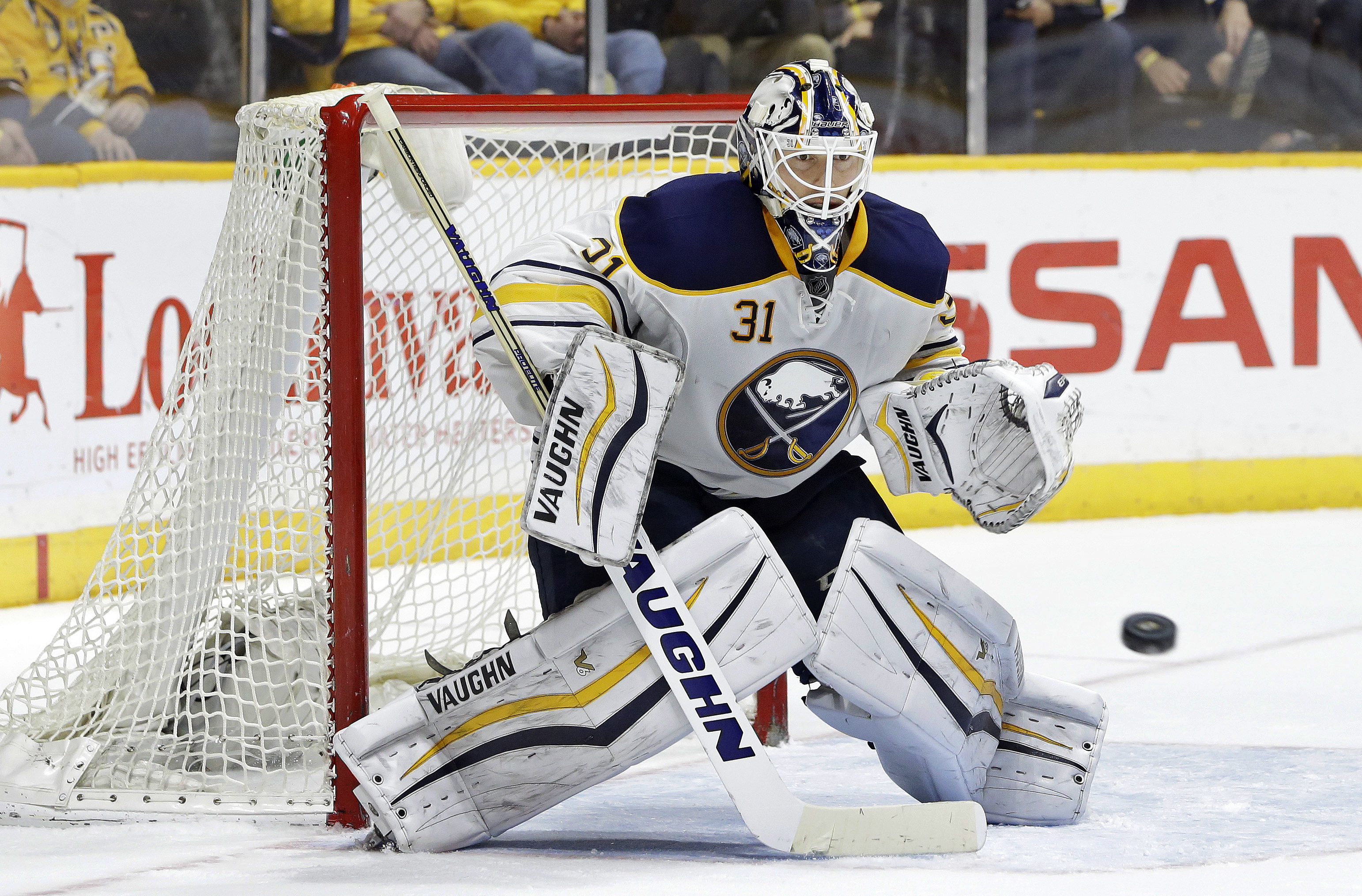 Sabres confirm they will not make qualifying offer to Robin Lehner