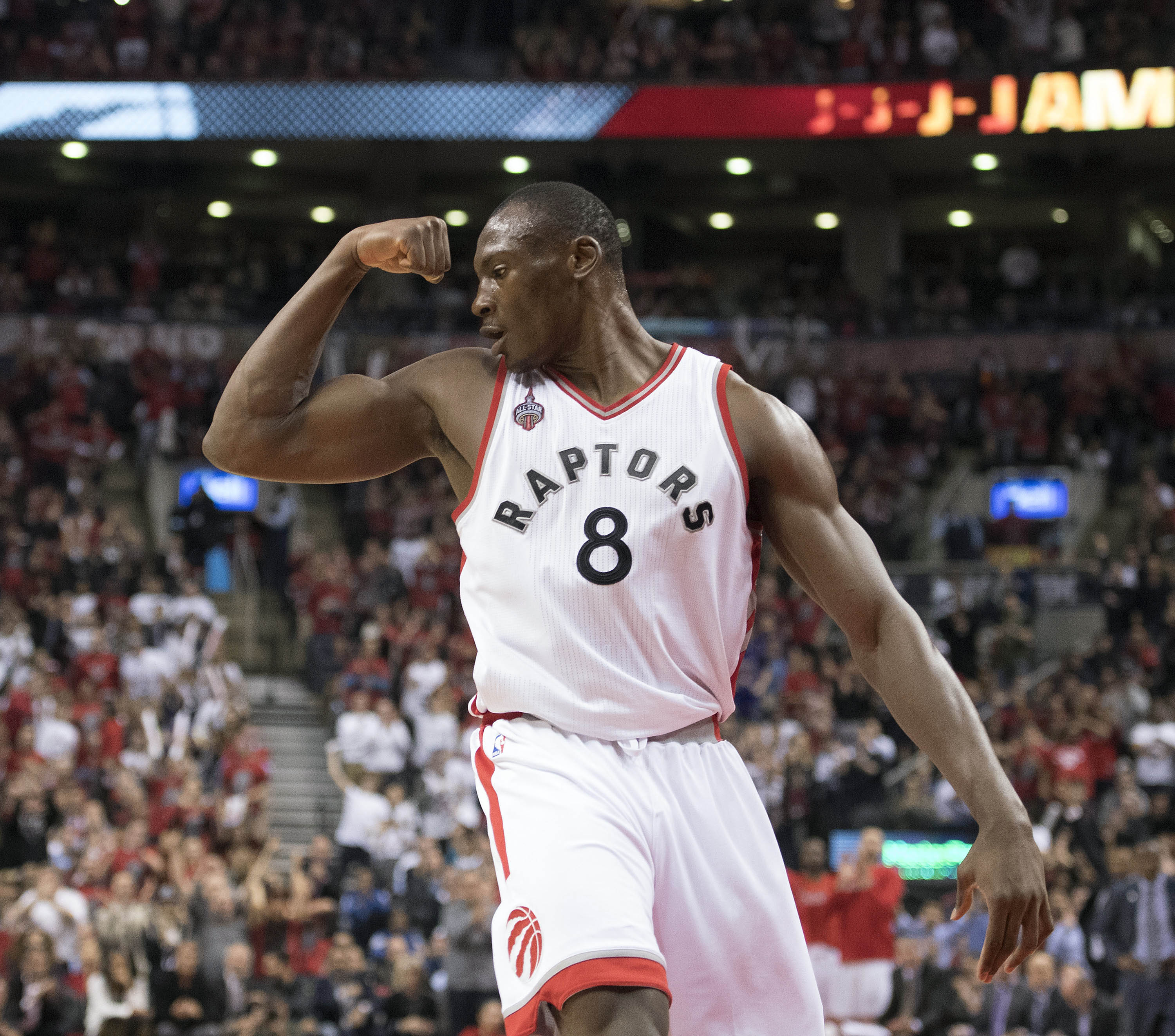Bismack Biyombo, Orlando Magic reaching four-year, $72 million