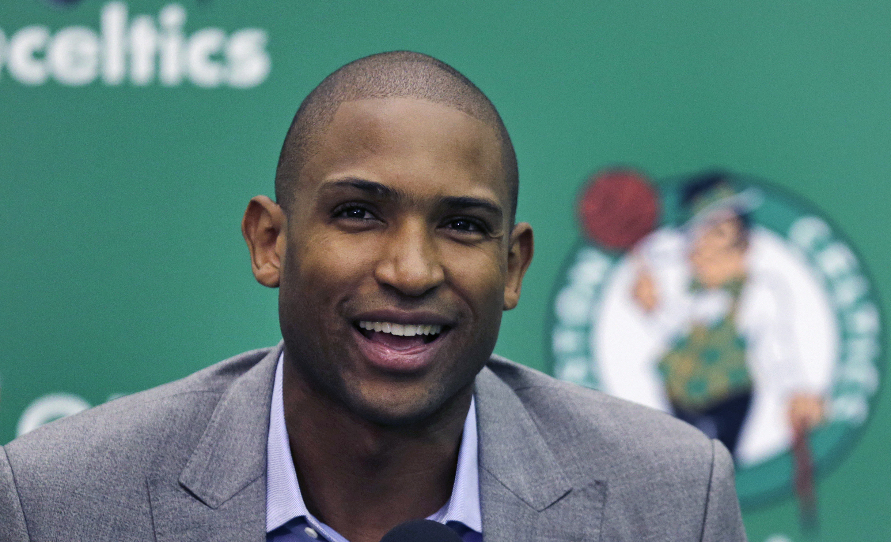 Celtics introduce Horford, their biggest free agent ever | kagstv.com