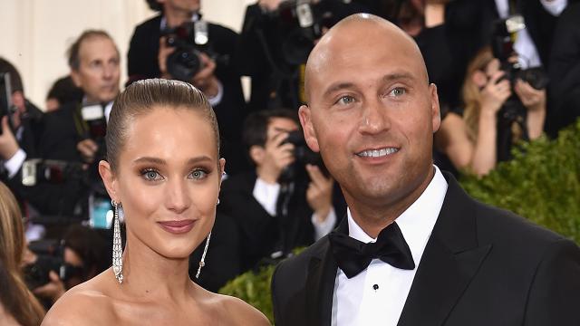 Derek Jeter and Hannah Davis Are Married! Couple Weds in 'Intimate' Napa  Ceremony