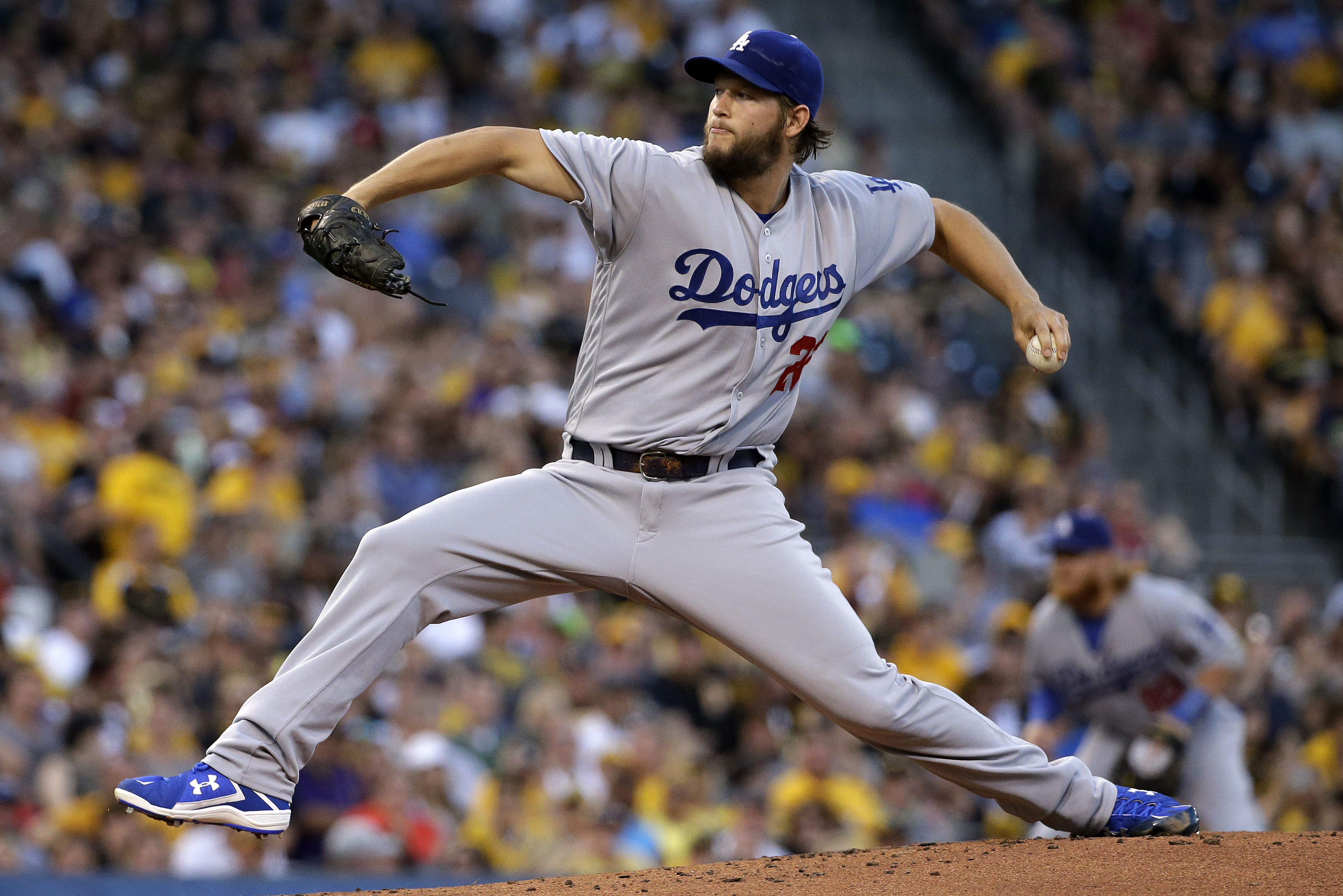 Clayton Kershaw wins 2014 NL MVP, Cy Young, many other honors - True Blue LA