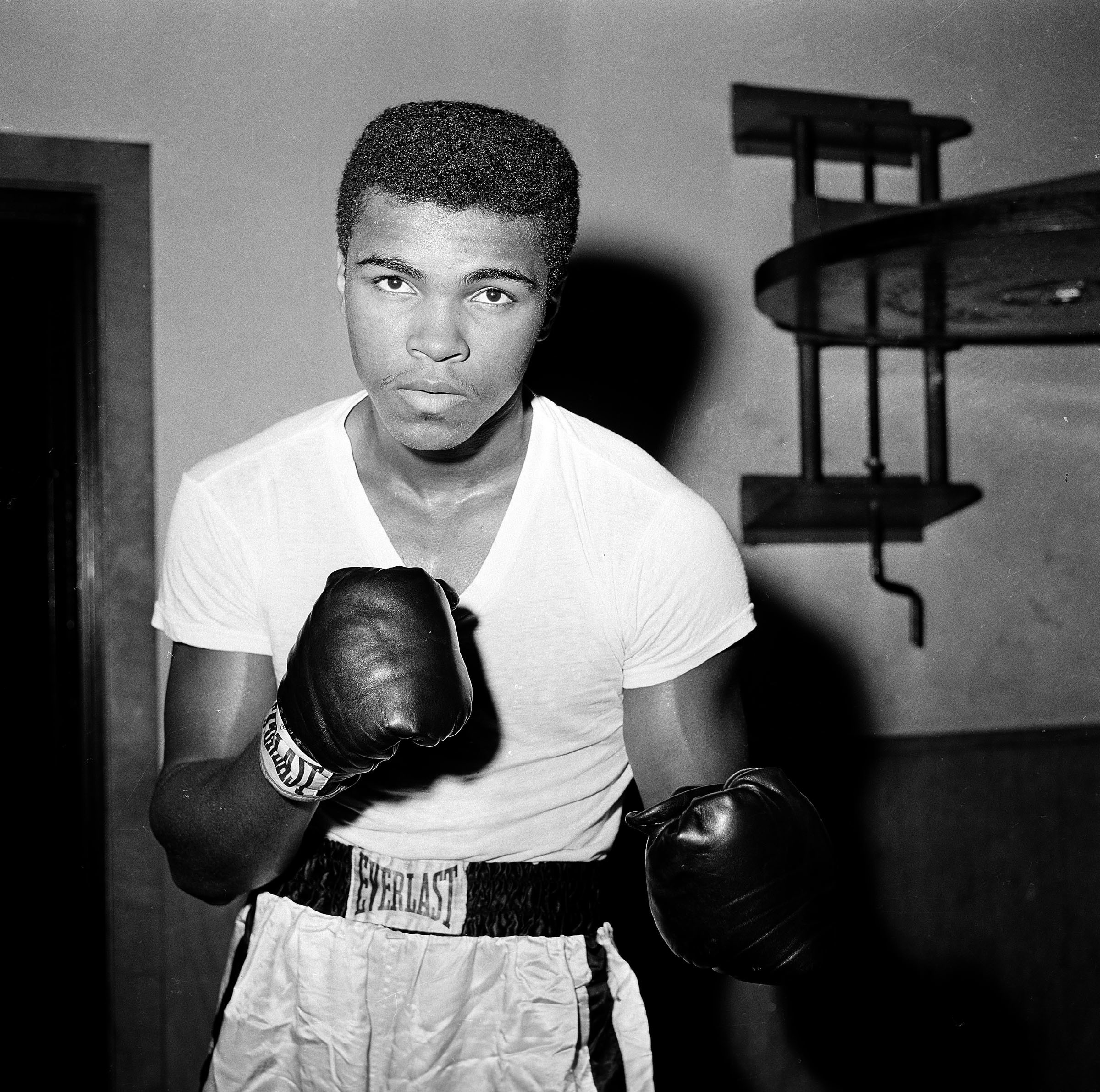 Why Muhammad Ali Never Legally Changed Name From Cassius Clay Kgw