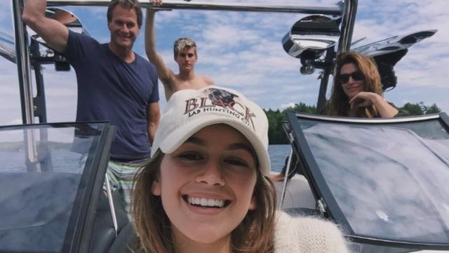 Cindy Crawford and Her Very Attractive Family Relax During Beach