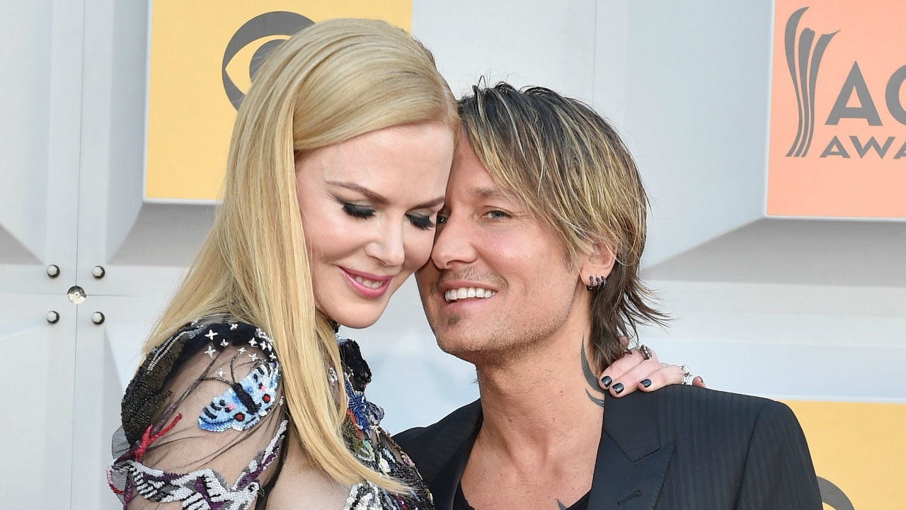 Keith Urban Thanks Fans For Birthday Wishes, Posts Adorable Pic With ...