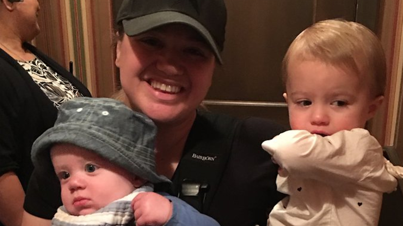 Kelly Clarkson Has 'Magical' Time With Her Kids at Disney World