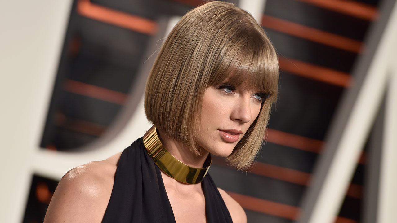 TaylorSwift DOLLY テイラースウィフト TaylorSwift DOLLY テイラースウィフト（Taylor Swift is