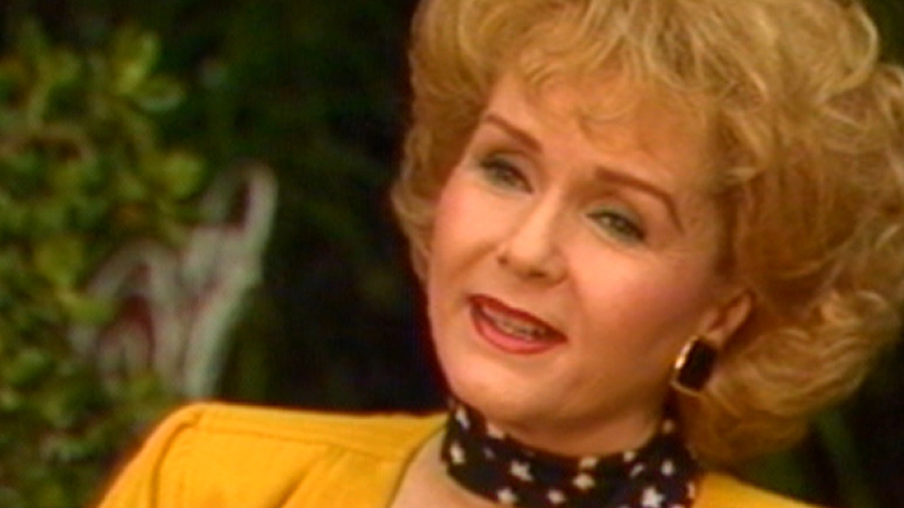 FLASHBACK: Debbie Reynolds Recalls Poor Upbringing and How Gene Kelly  Helped Her Career in Early ET | wusa9.com