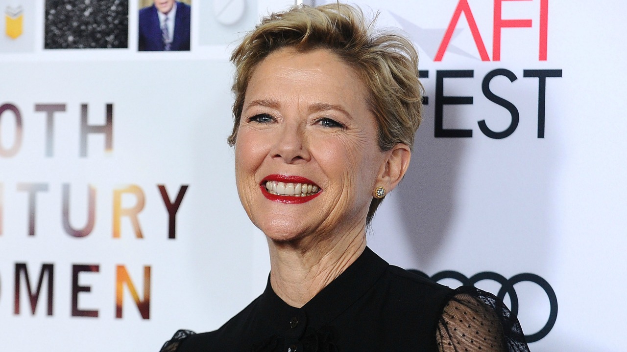 Annette Bening Says She Knew Warren Beatty Had a Crush on Ellen DeGeneres:  'He Talked About You All | whas11.com
