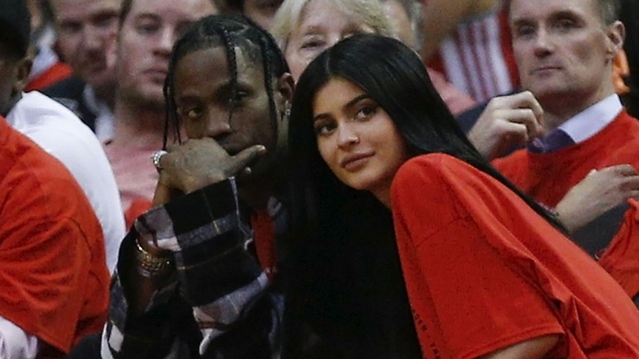 Kylie Jenner, Travis Scott Sit Courtside at Houston Rockets Game