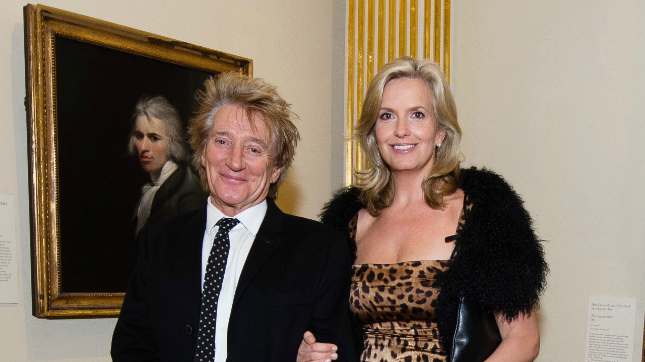 Rod Stewart And Penny Lancaster Renew Their Wedding Vows 10 Years Later 