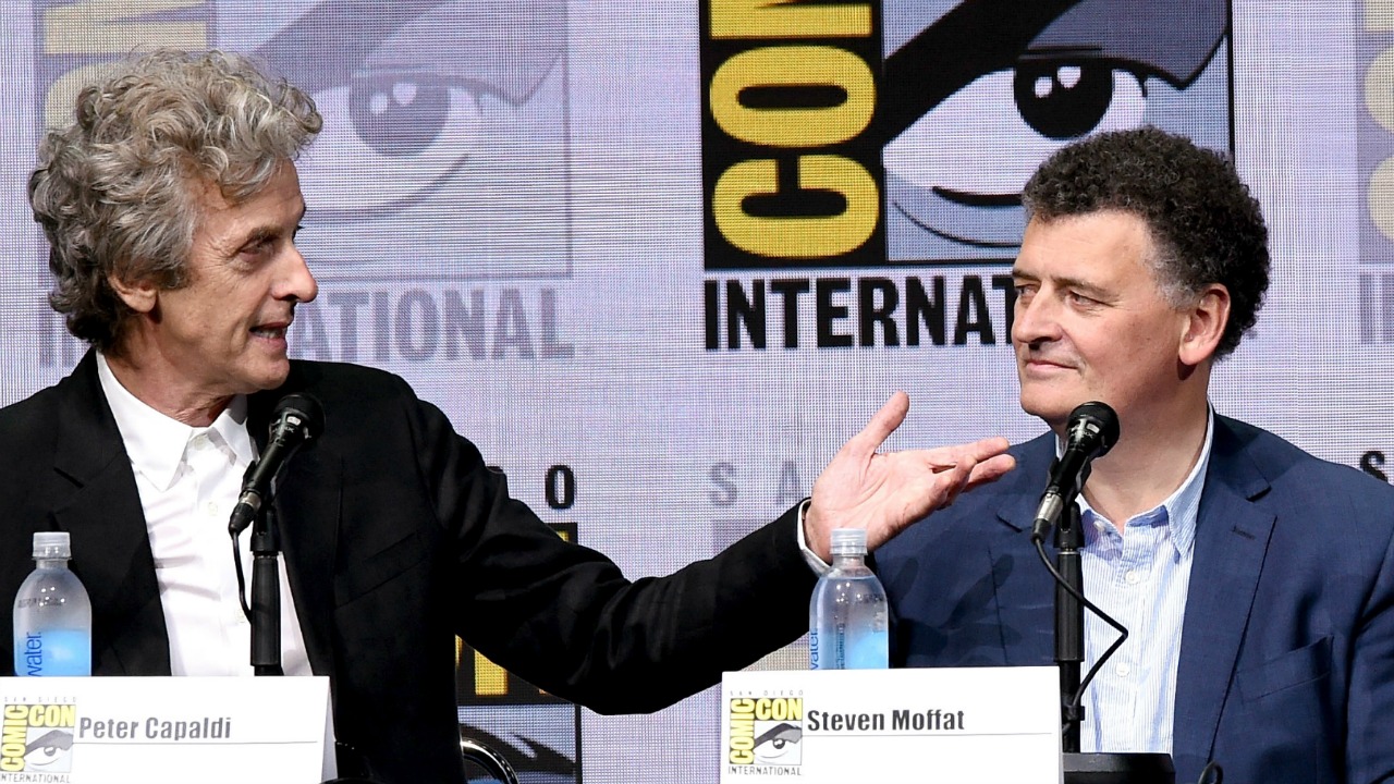 Doctor Who Showrunner Denies Female Doctor Controversy At Comic Con