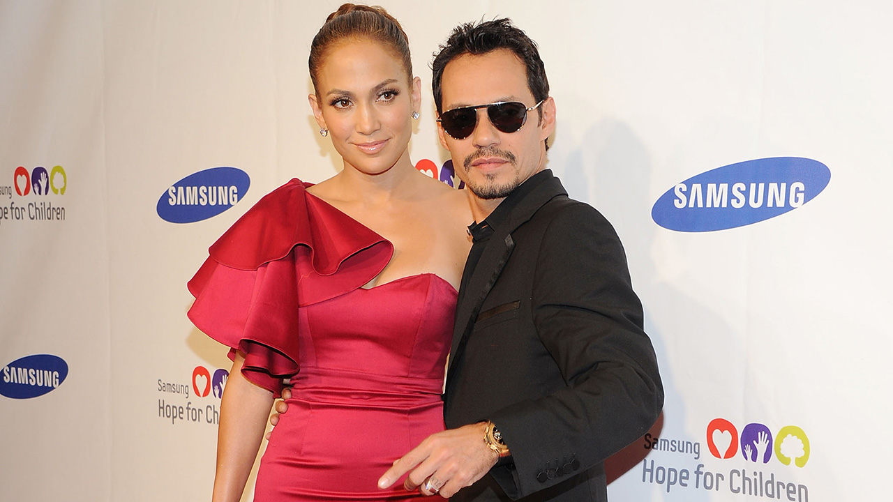 Jennifer Lopez Pays Tribute to Marc Anthony's Mother With Sweet