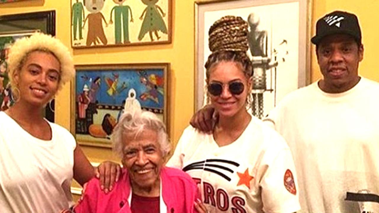 Beyonce Sports Houston Astros Jersey While Posing With Fan at New Orleans  Eatery