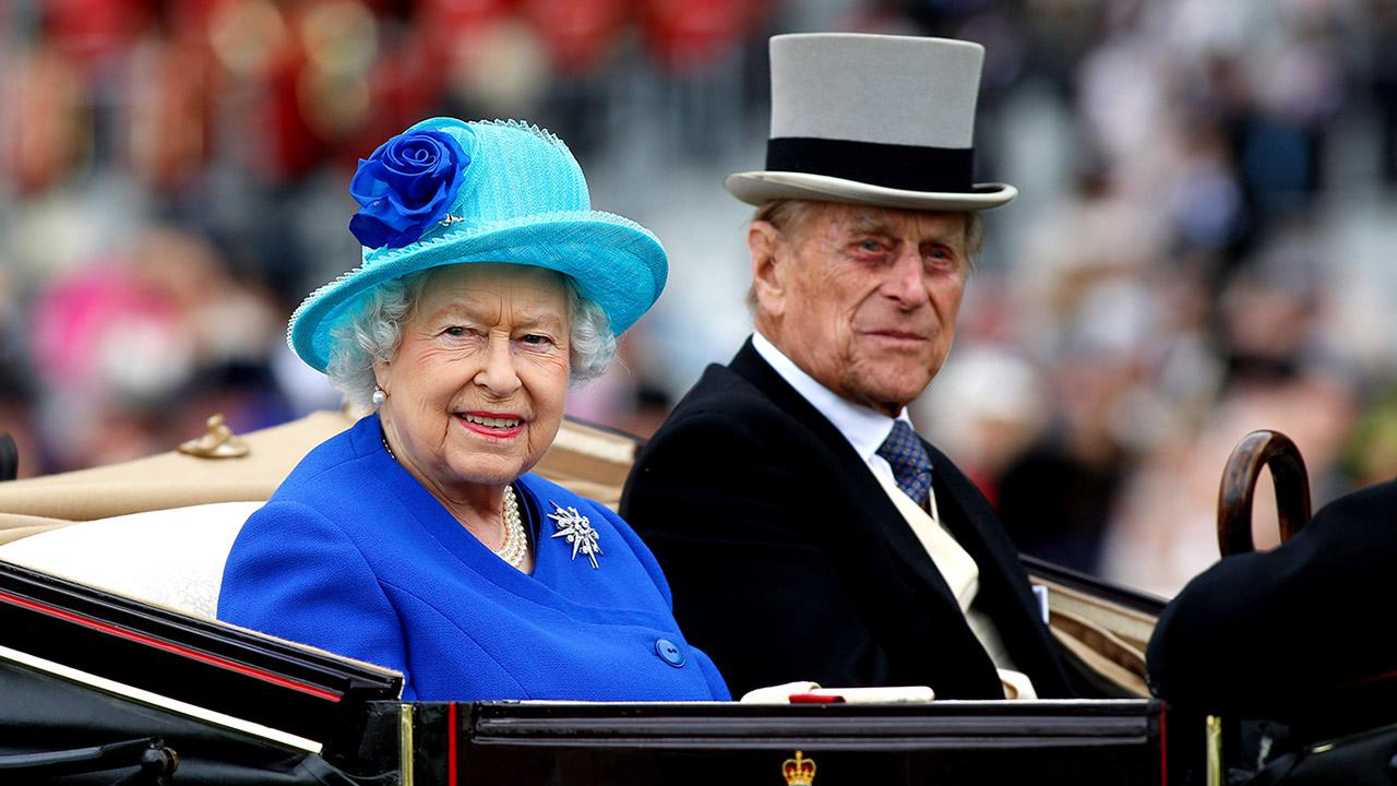 Queen Elizabeth Makes Prince Philip a Knight as They Celebrate 70