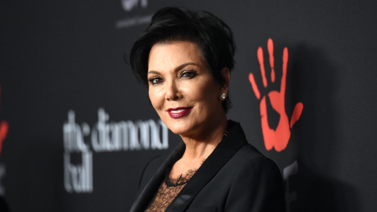 Kris Jenner Hints At Khloe And Kylie's Pregnancies With Photo Of 9 Sets ...