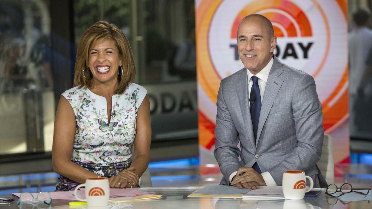 Hoda Kotb Reveals Matt Lauer's Text After Replacing Him as 'Today' Show(02)